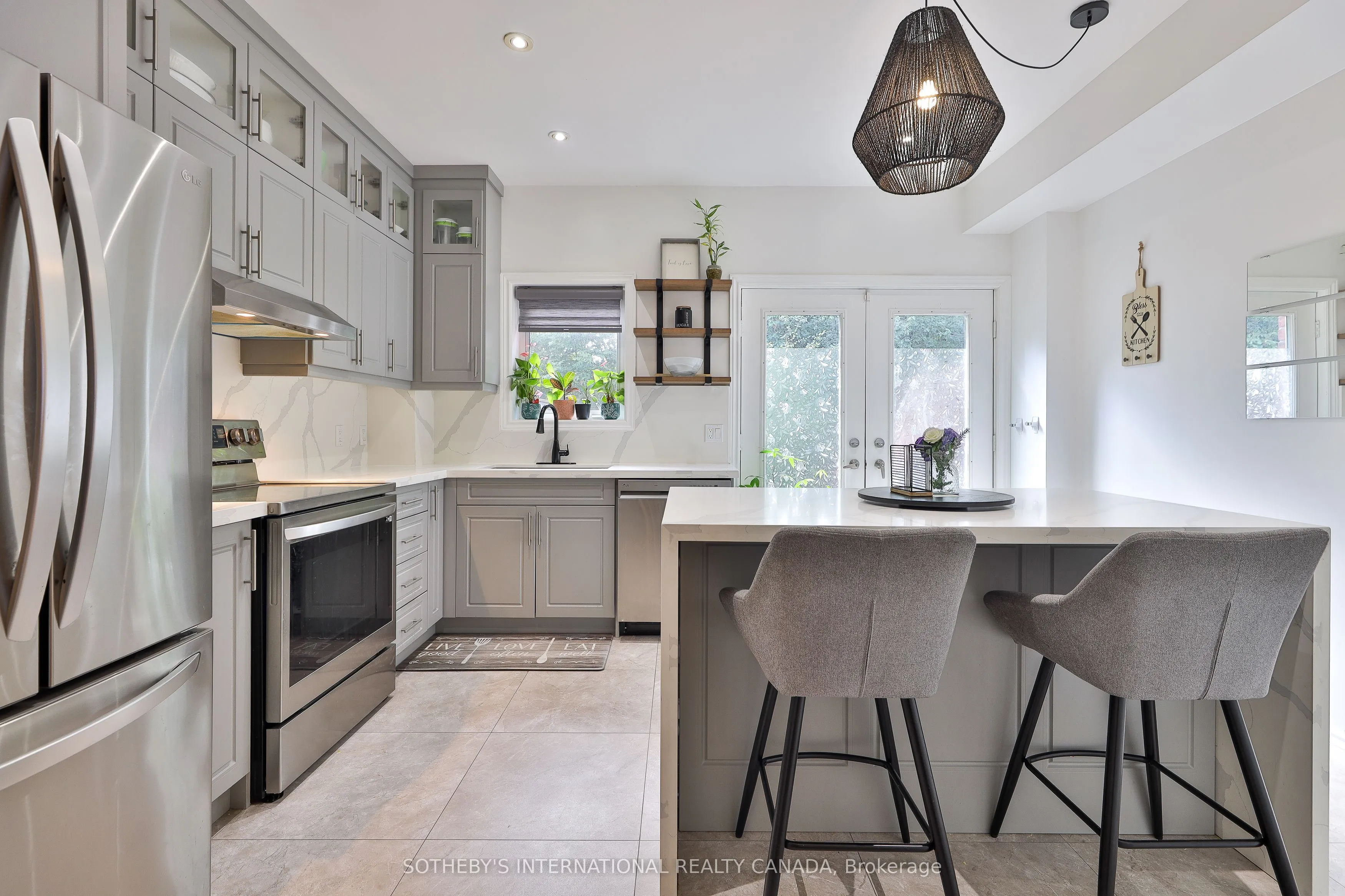 1330 Altona Road, #21