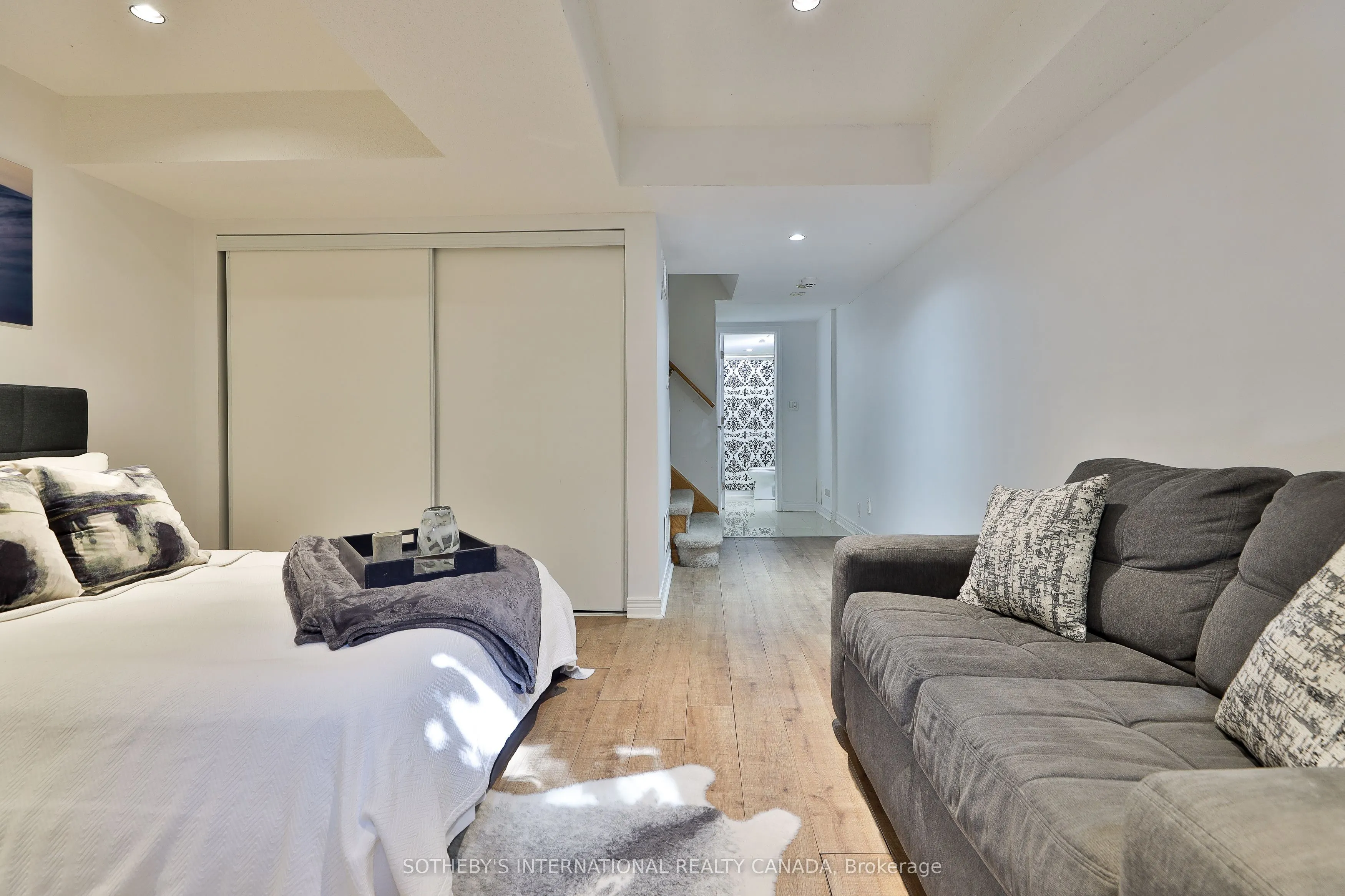 1330 Altona Road, #21
