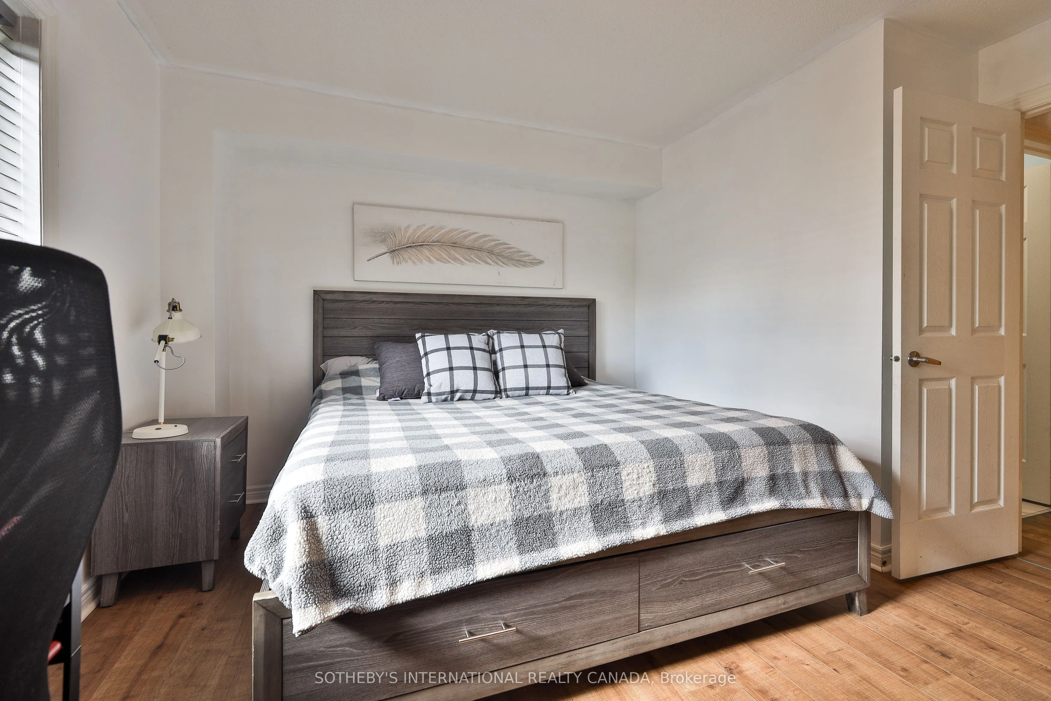 1330 Altona Road, #21