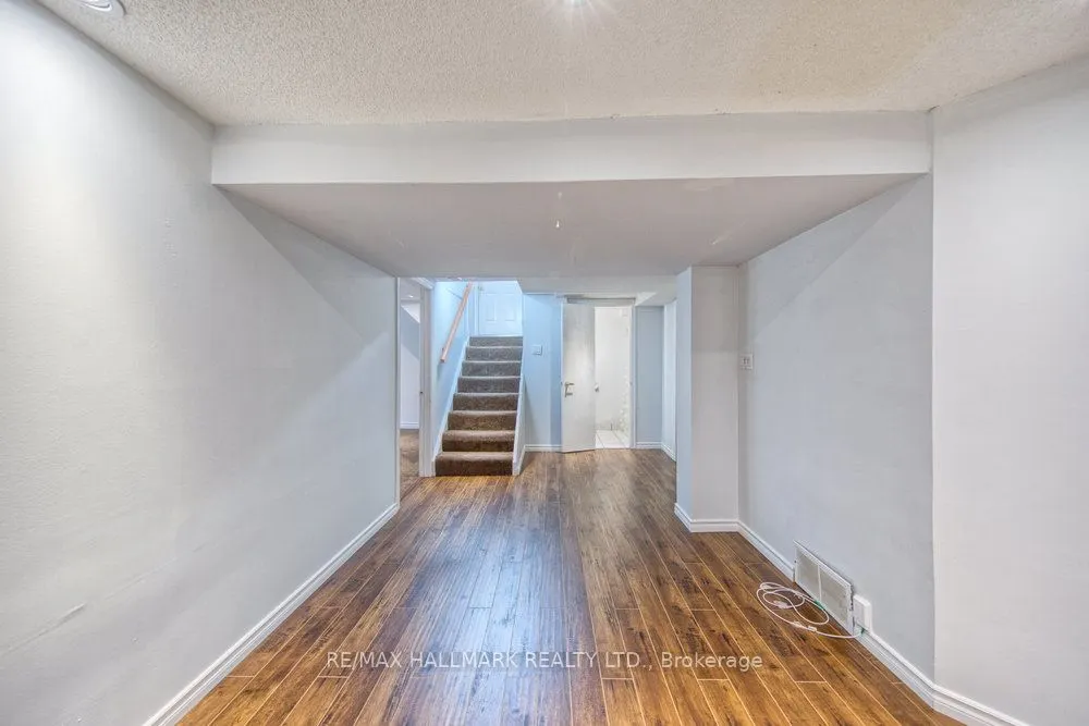 31 Glen Muir Drive