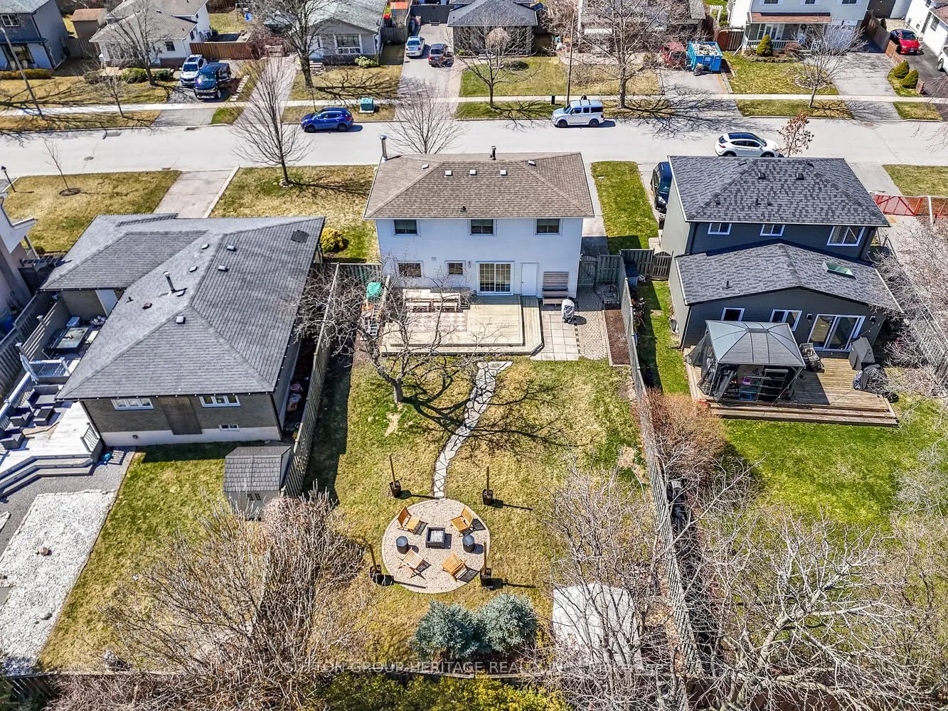 23 Agate Road