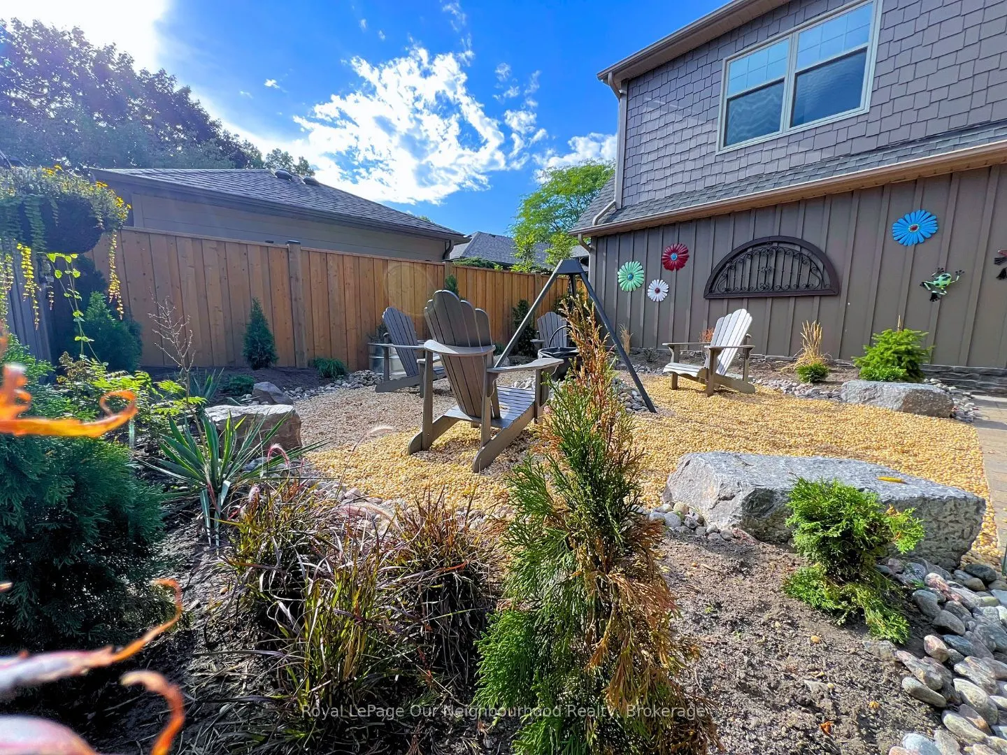 305 Trent Street W