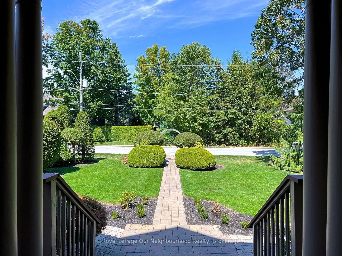 305 Trent Street W