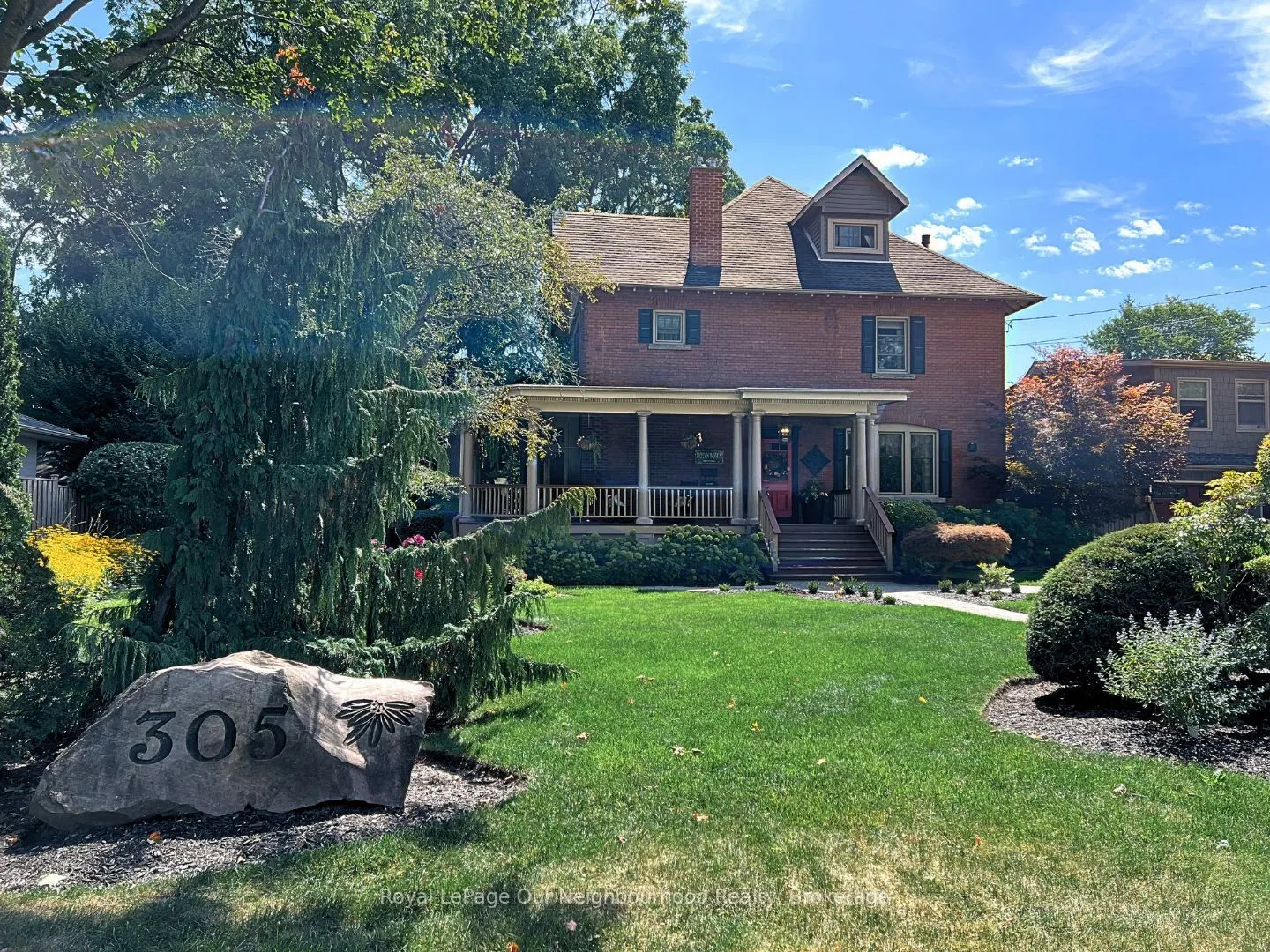 305 Trent Street W