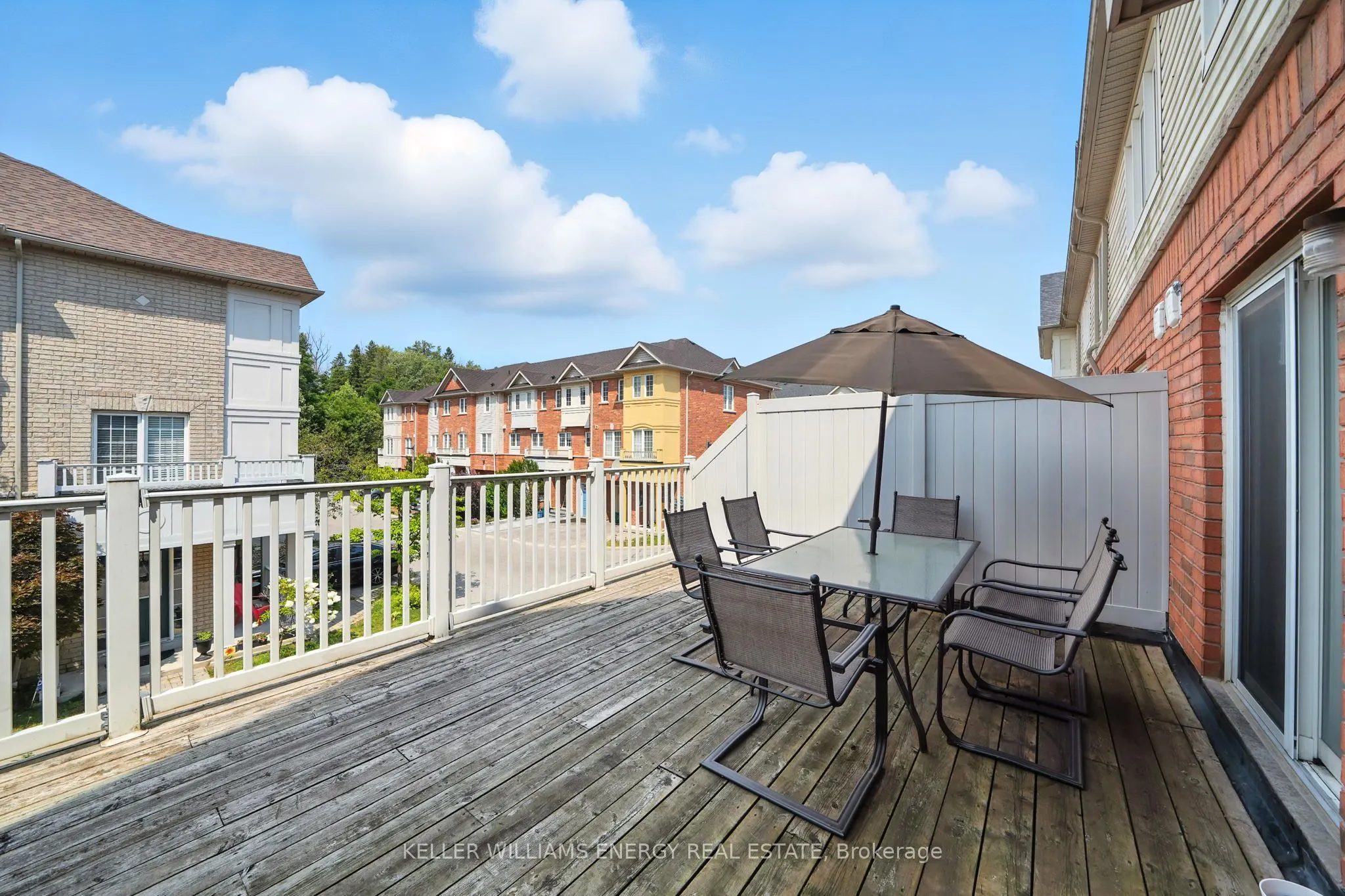 1790 Finch Avenue, #15