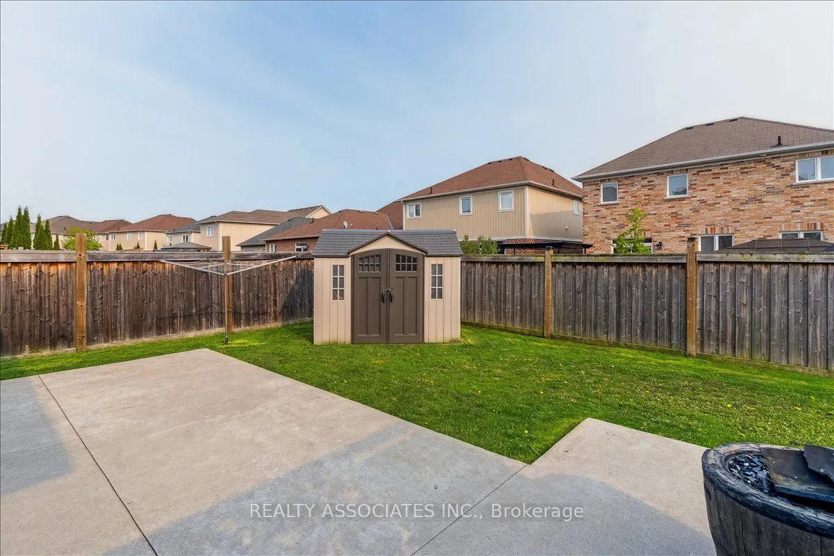 185 Glenabbey Drive