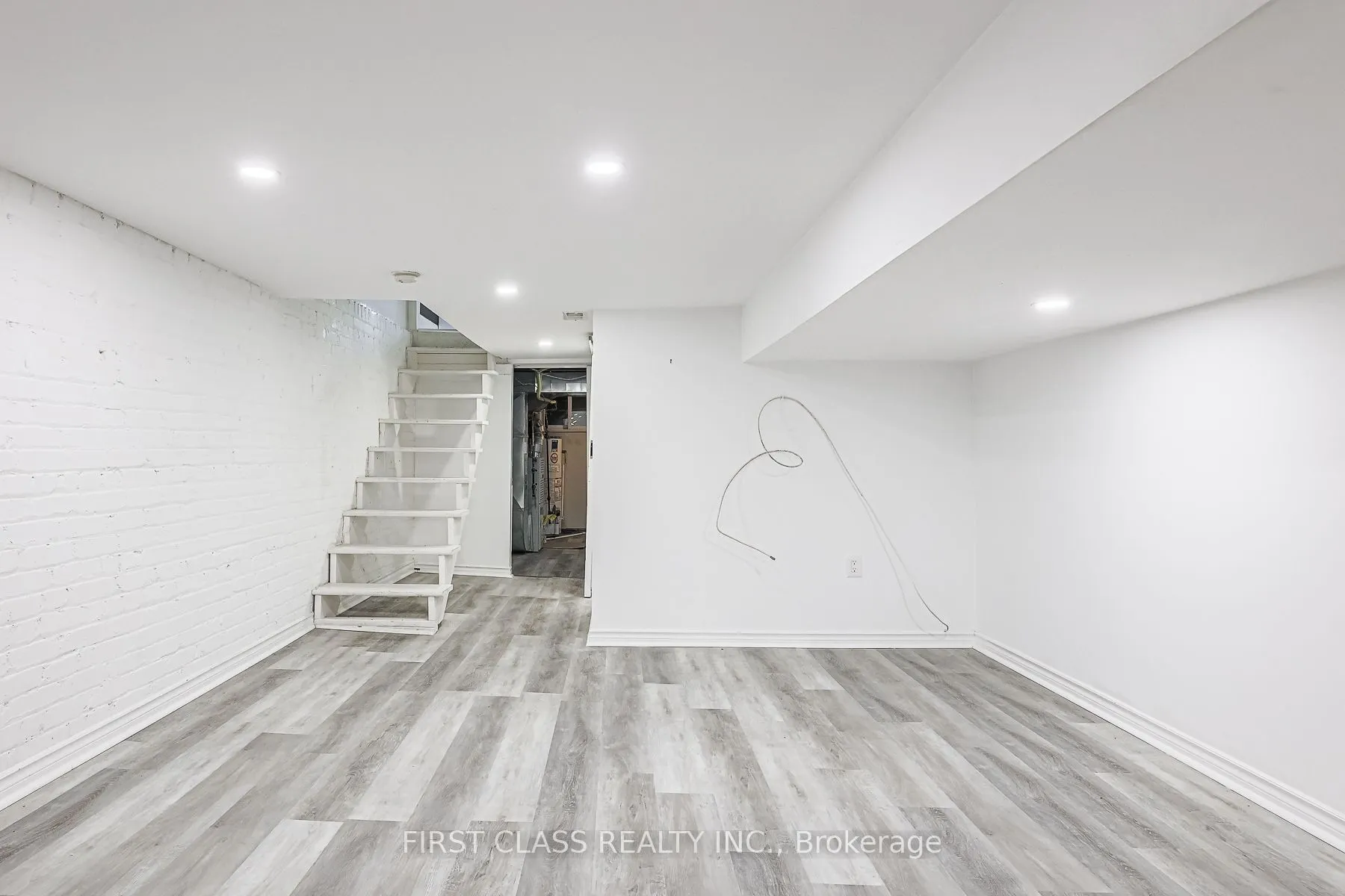 53 Aldridge Avenue