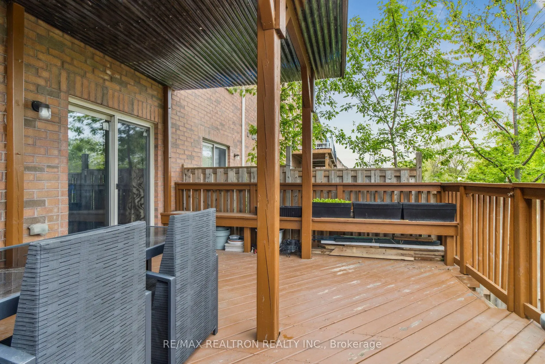 33 Pidgeon Street