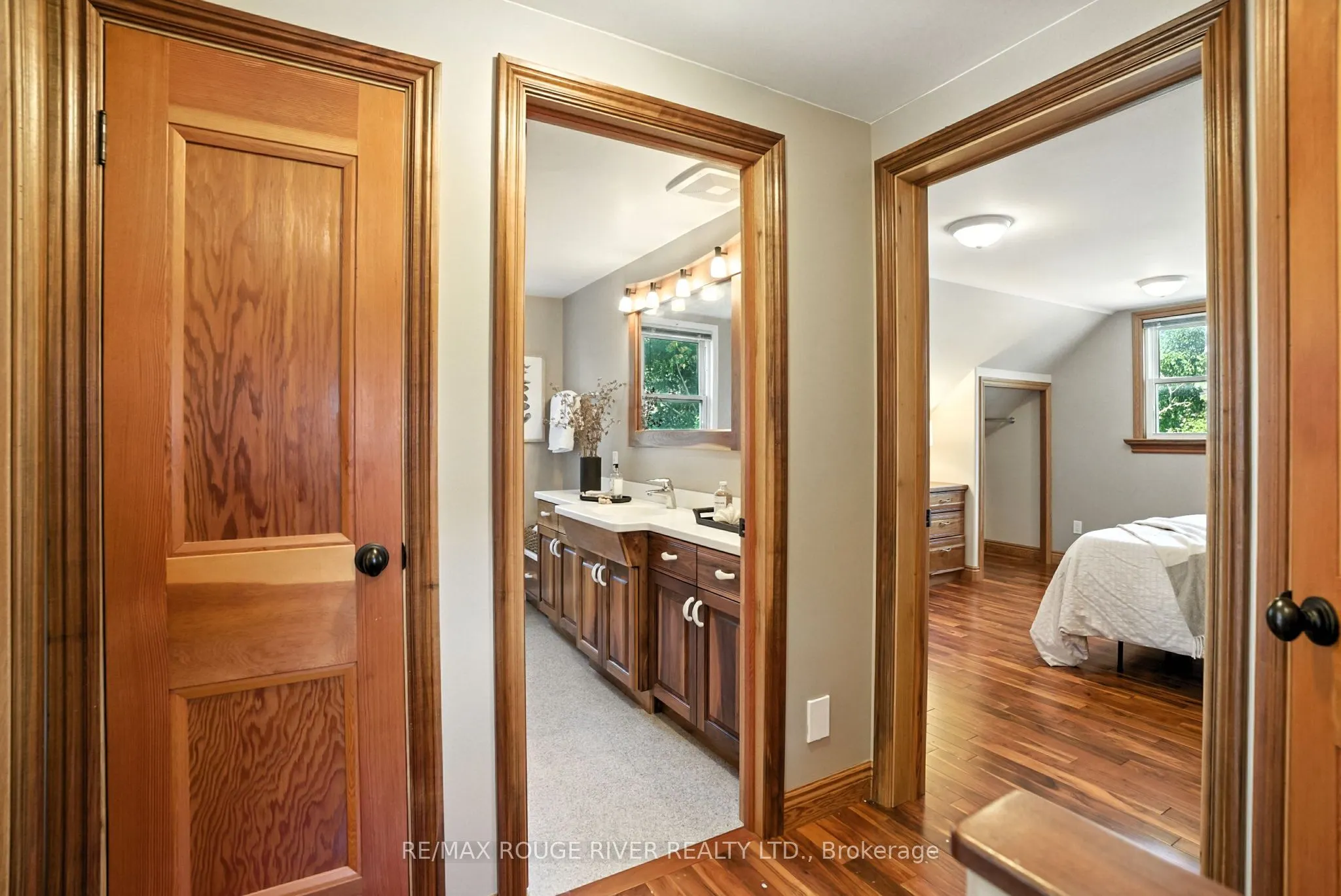67 Orchard View Boulevard