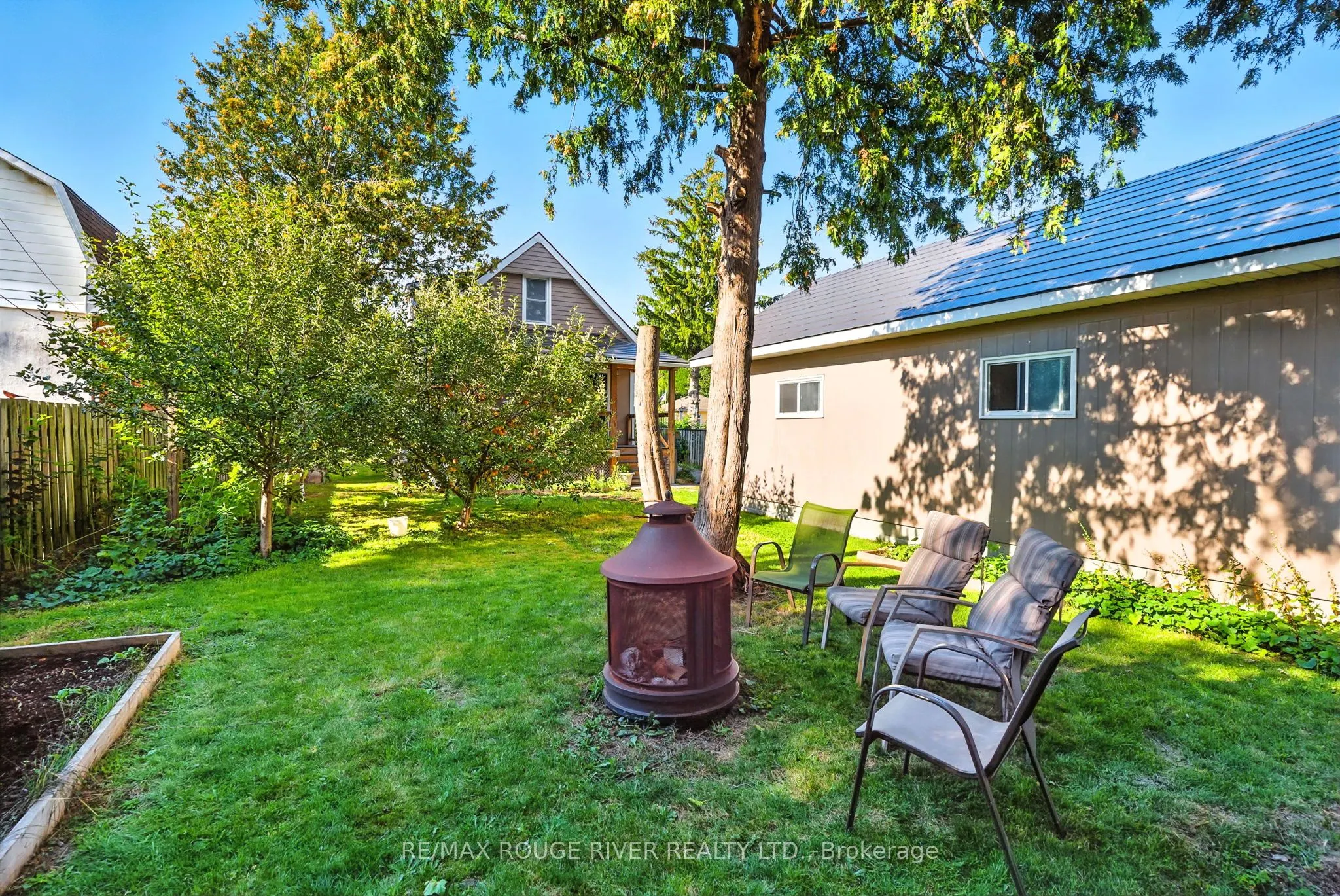 67 Orchard View Boulevard