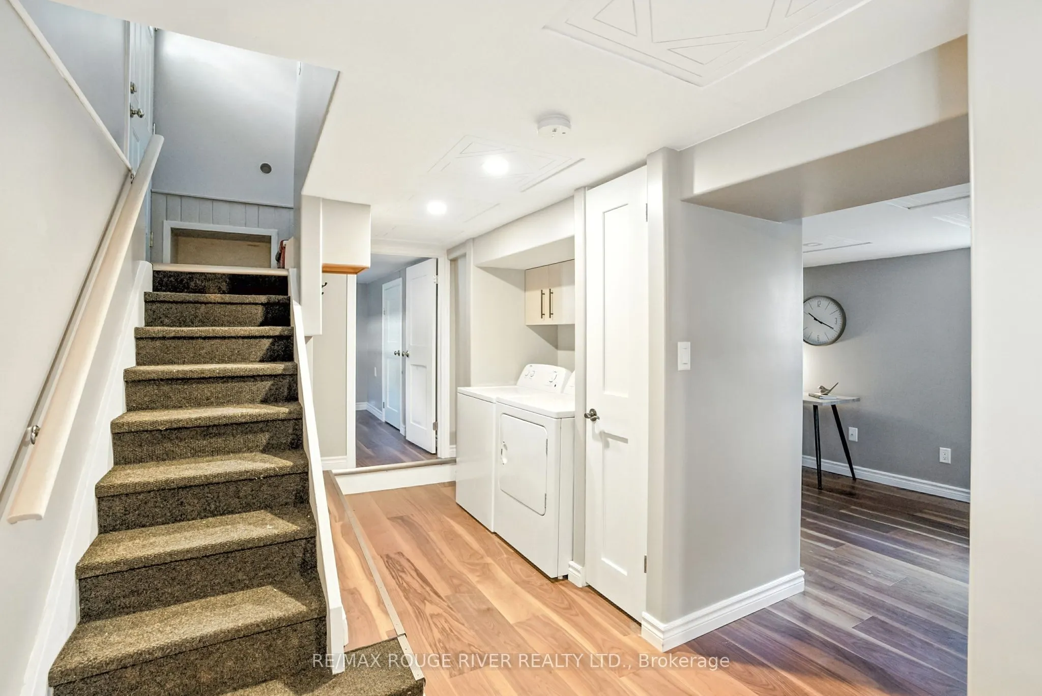 67 Orchard View Boulevard