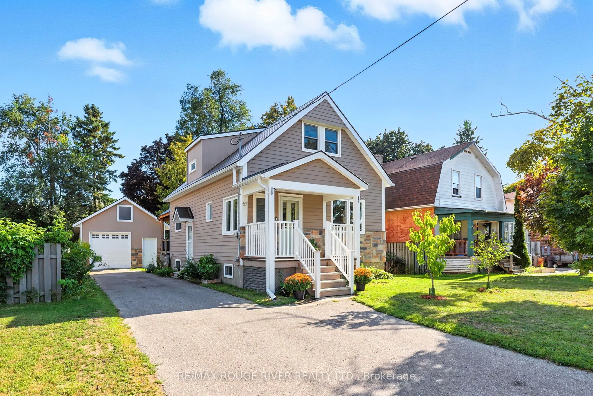 67 Orchard View Boulevard