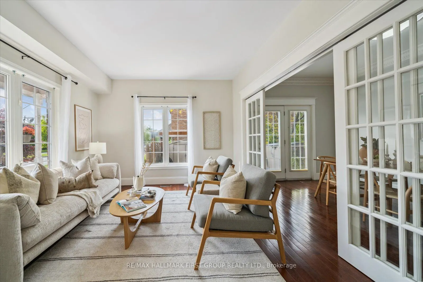 937 Pickering Beach Road
