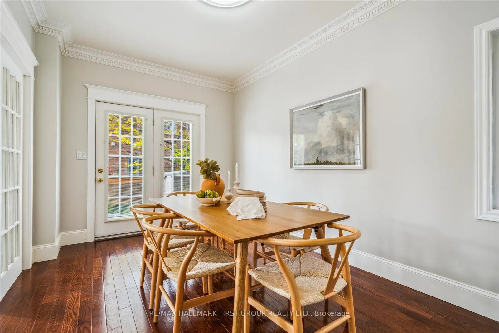 937 Pickering Beach Road