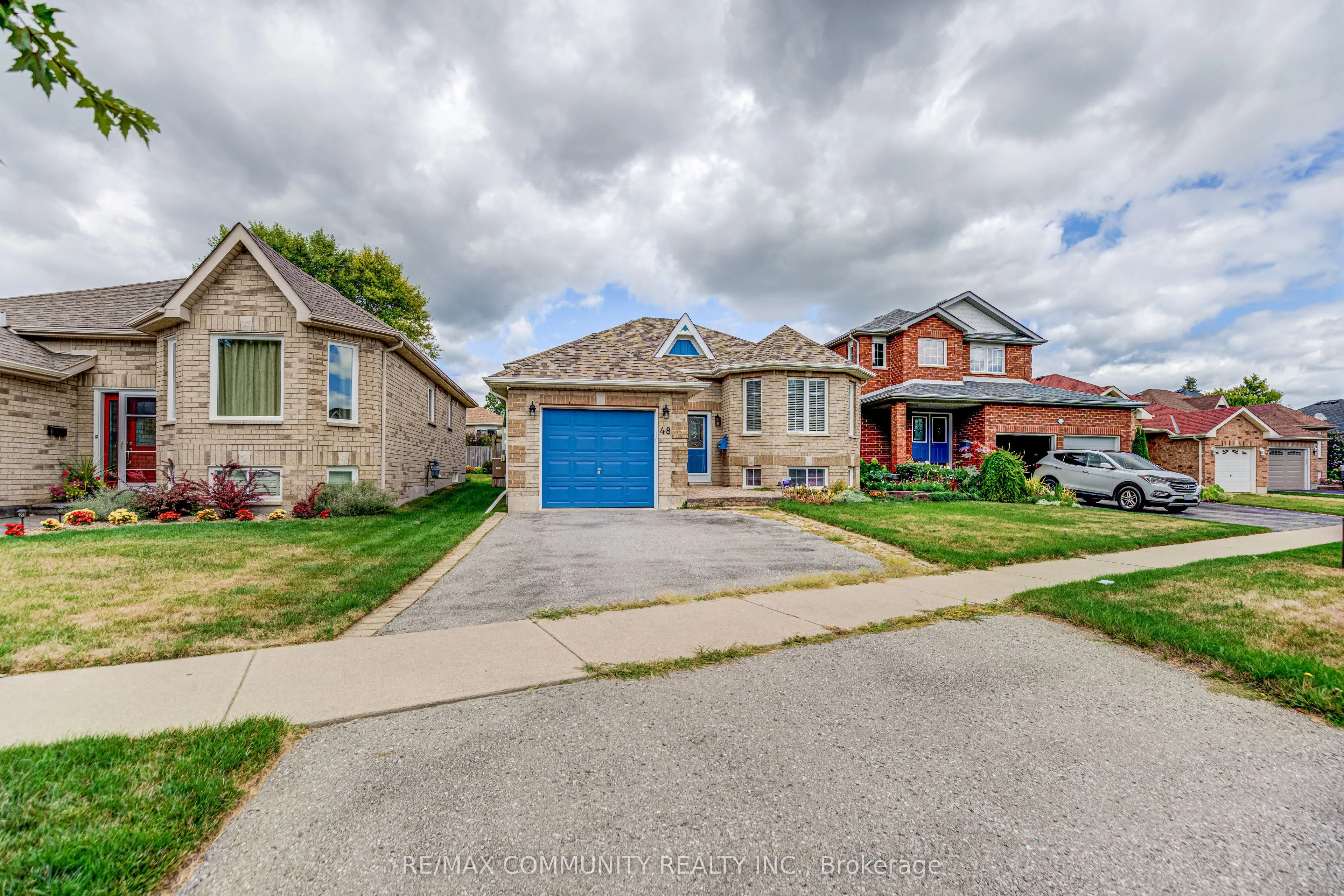 48 Bloom Avenue