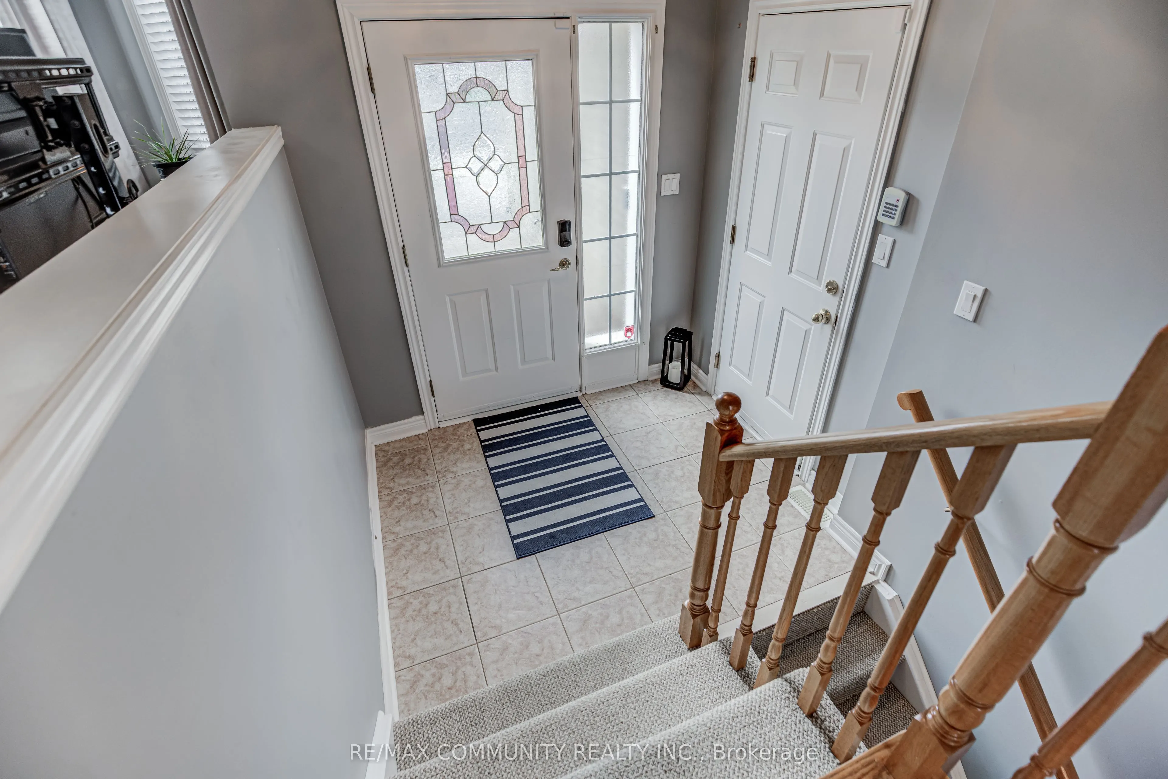 48 Bloom Avenue