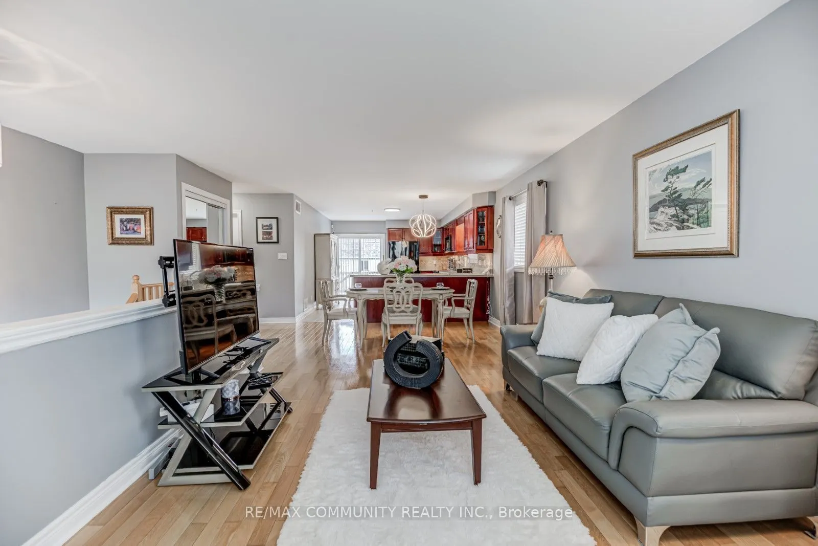 48 Bloom Avenue