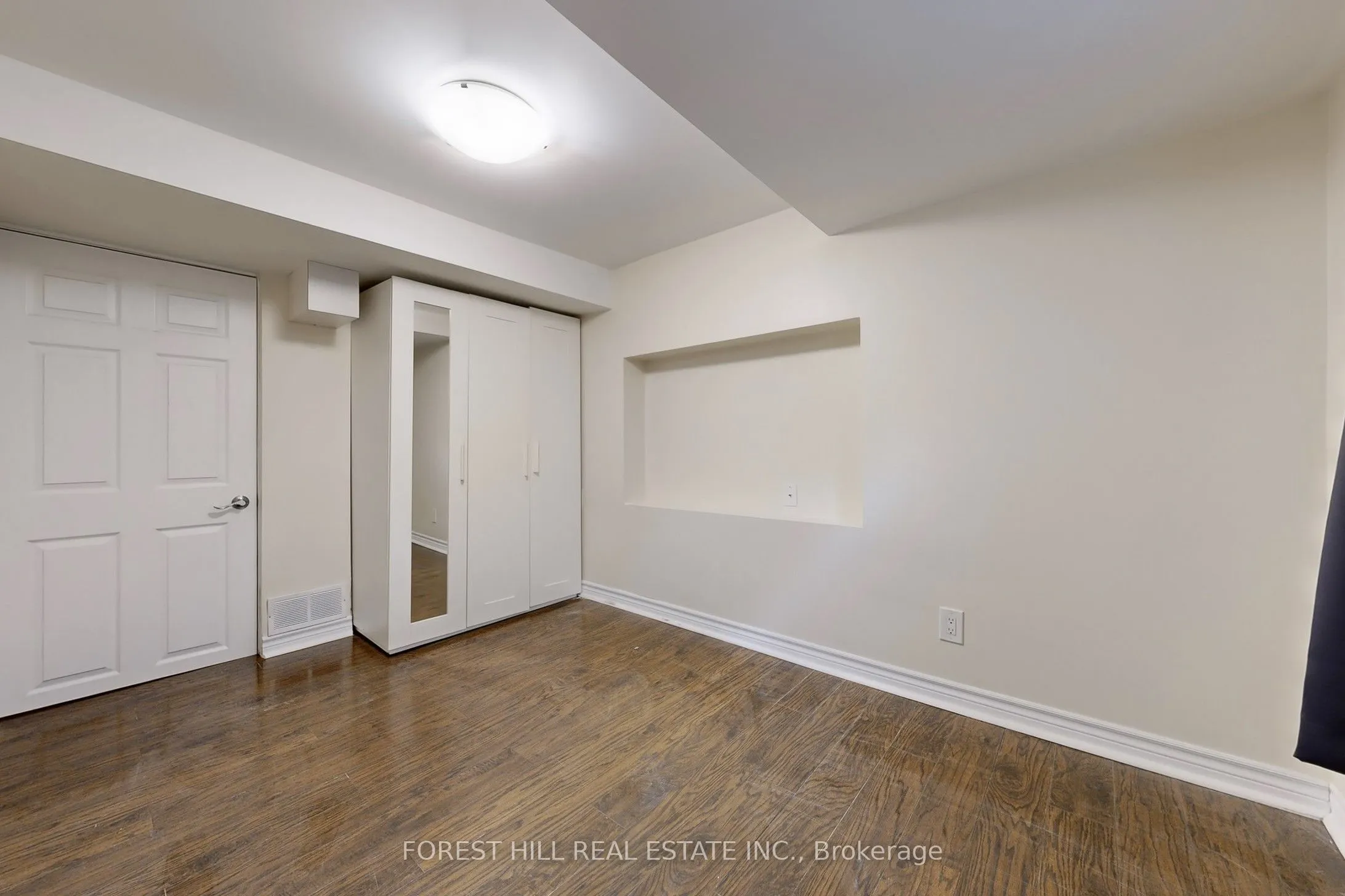 14 Ilfracombe Crescent