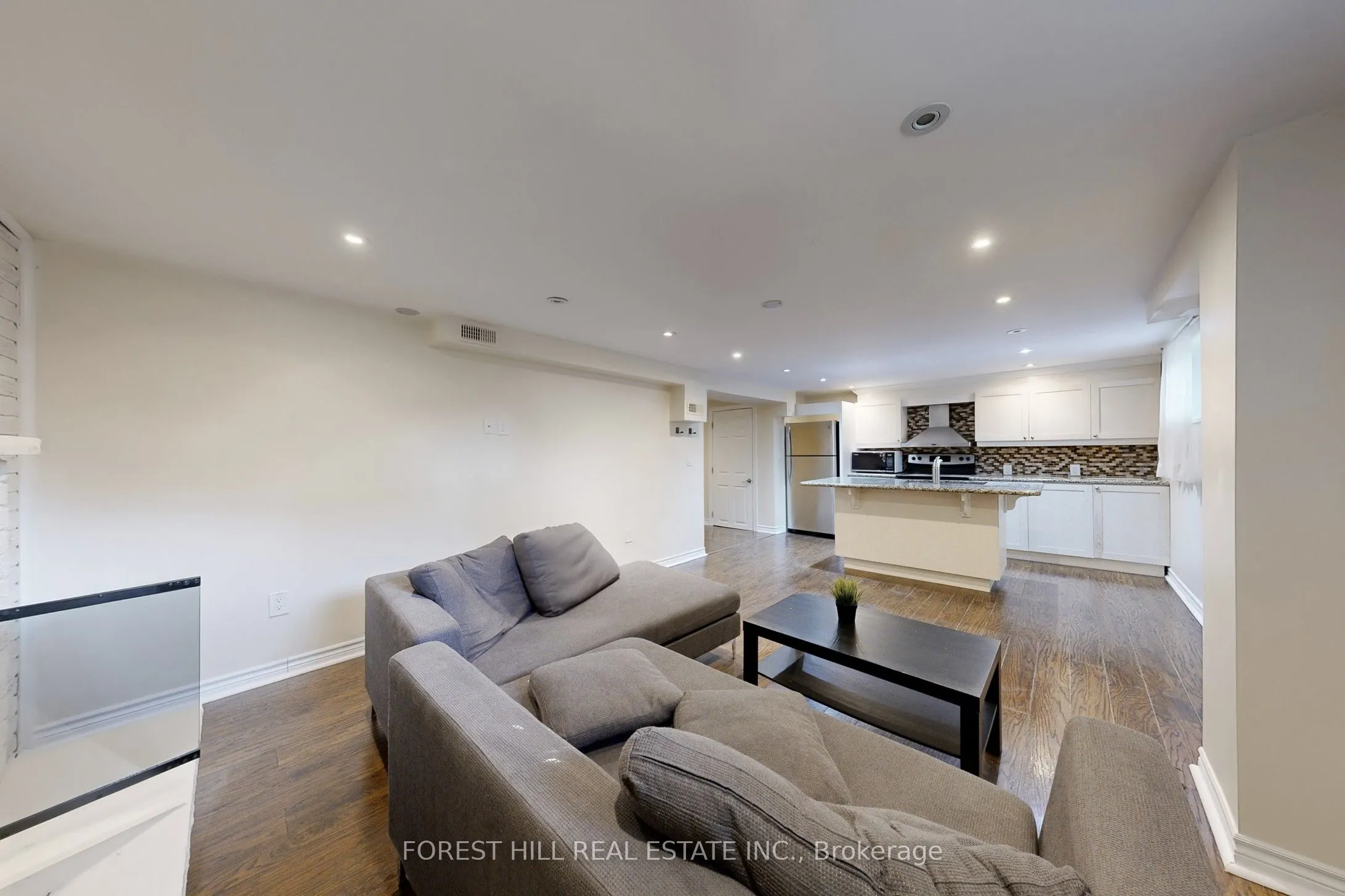 14 Ilfracombe Crescent