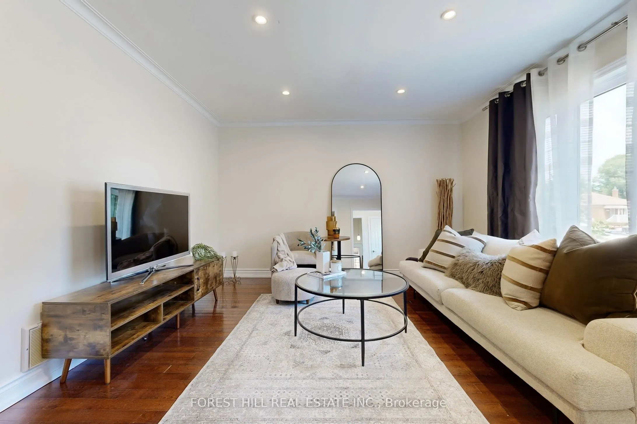 14 Ilfracombe Crescent
