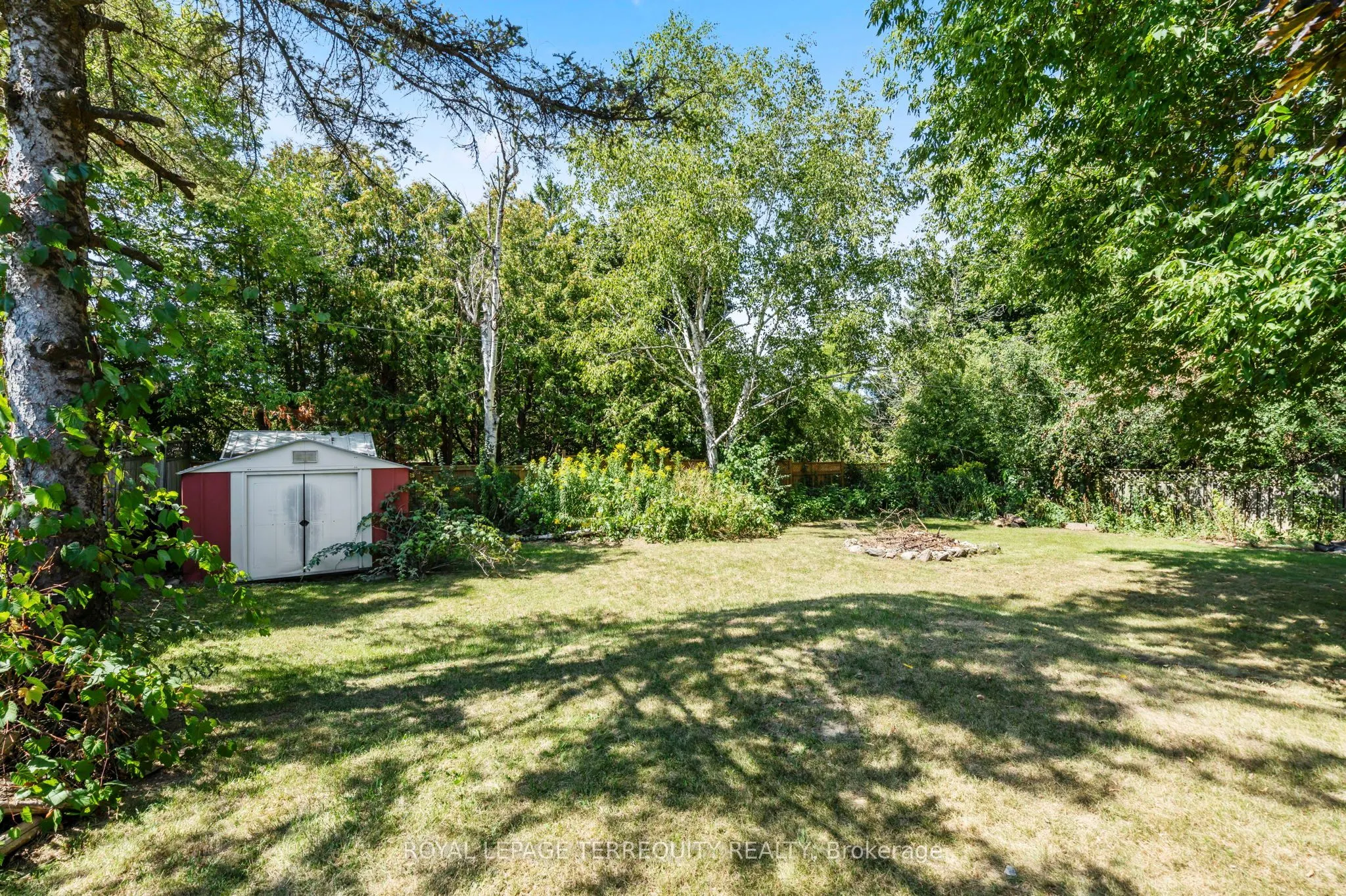 144 Thickson Road N