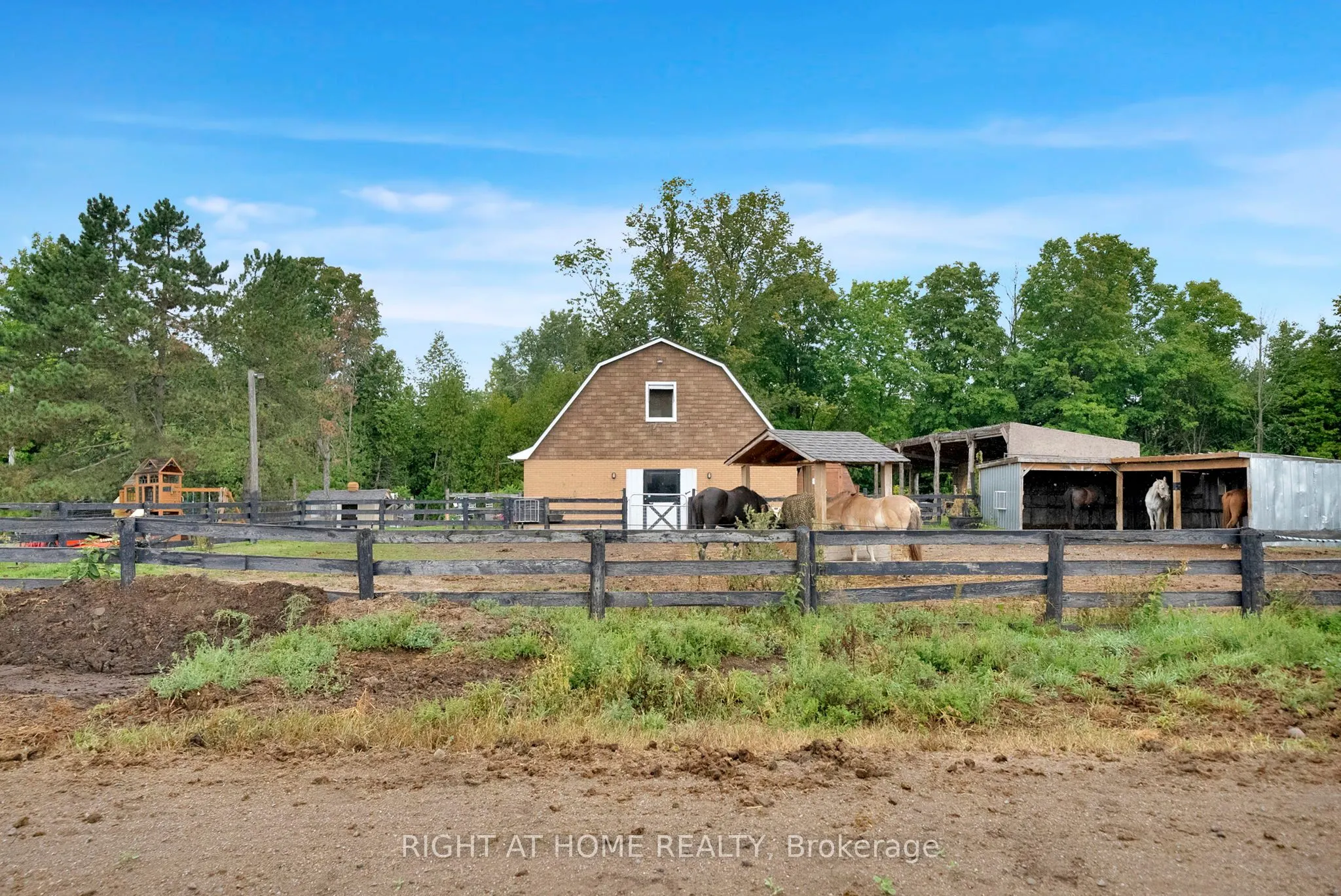 6265 Regional Road 18 Road