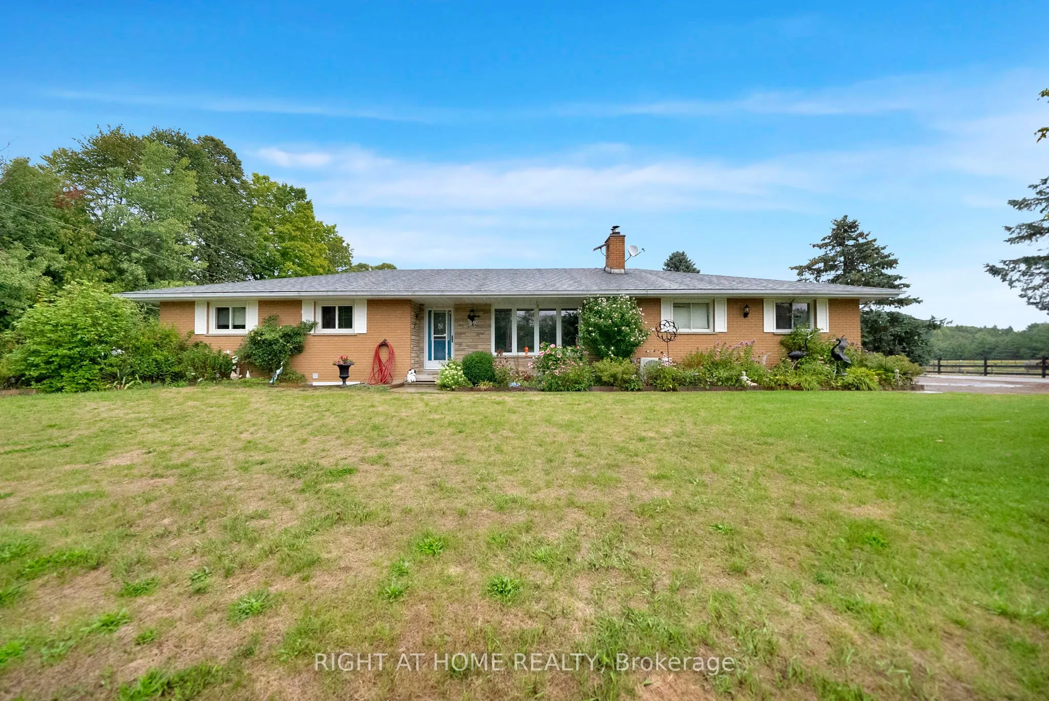 6265 Regional Road 18 Road