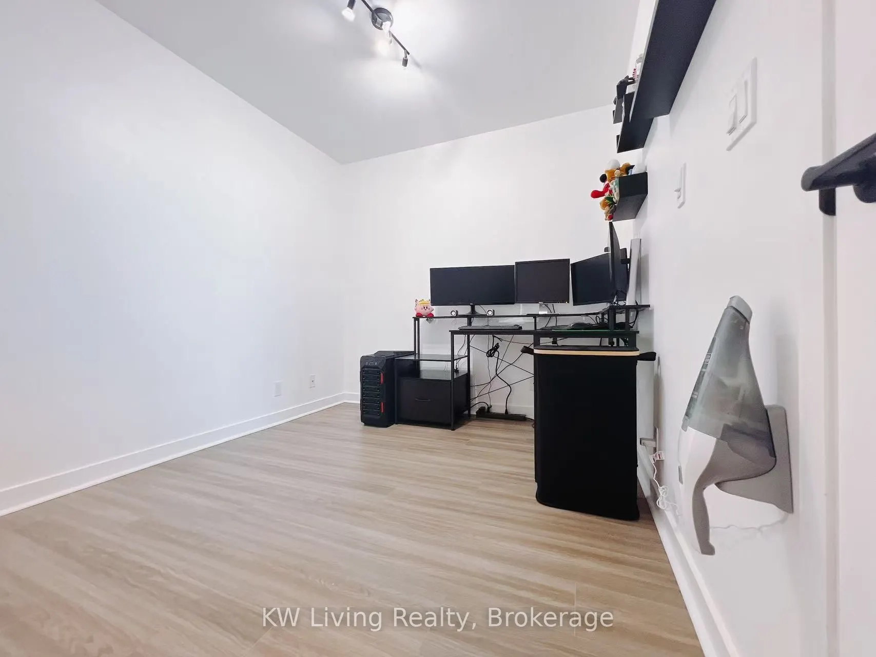 38 Lee Centre Drive, #3502