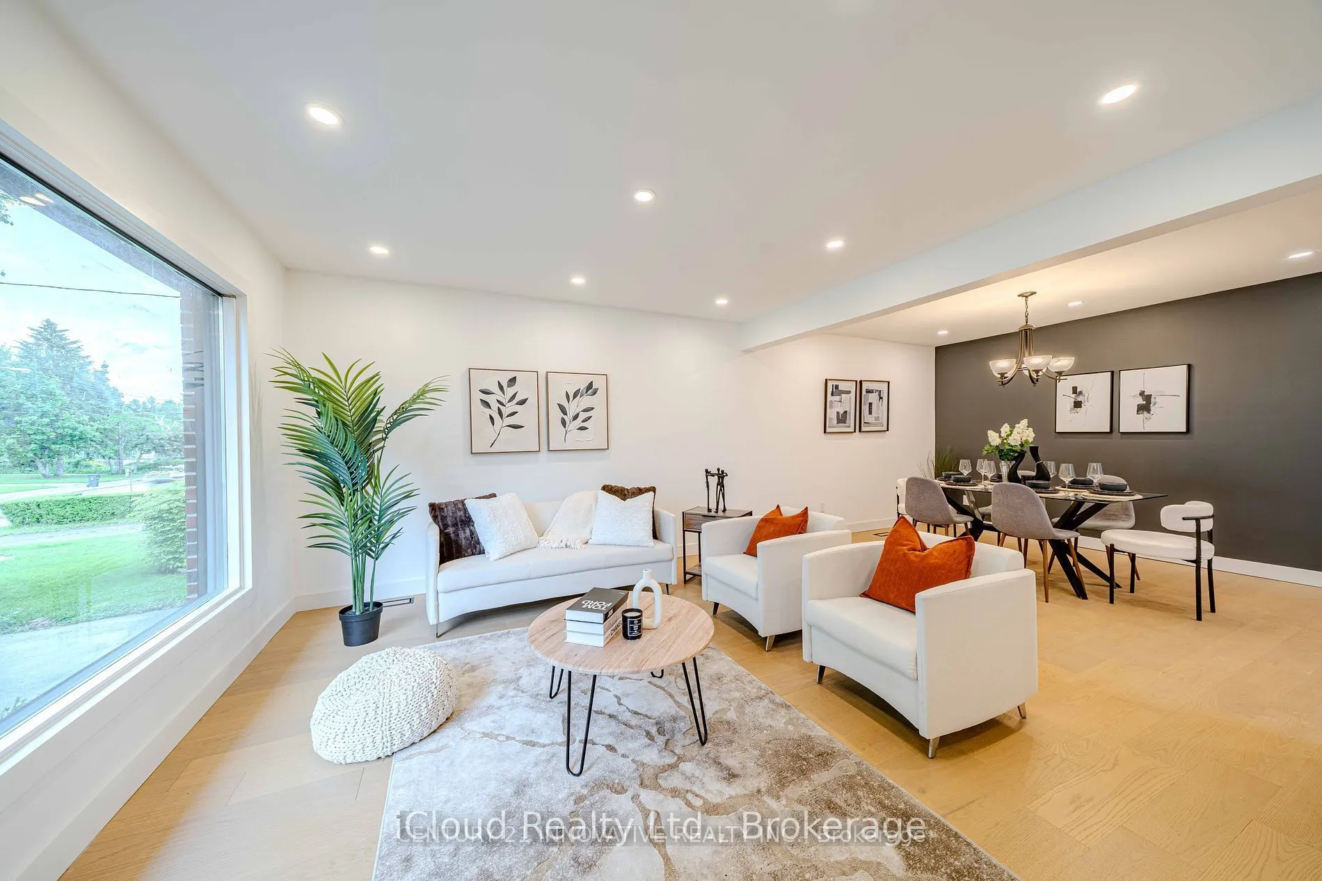 94 Lynvalley Crescent, #Upper