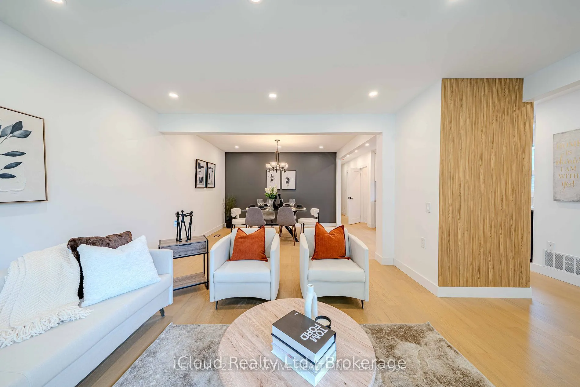 94 Lynvalley Crescent, #Upper