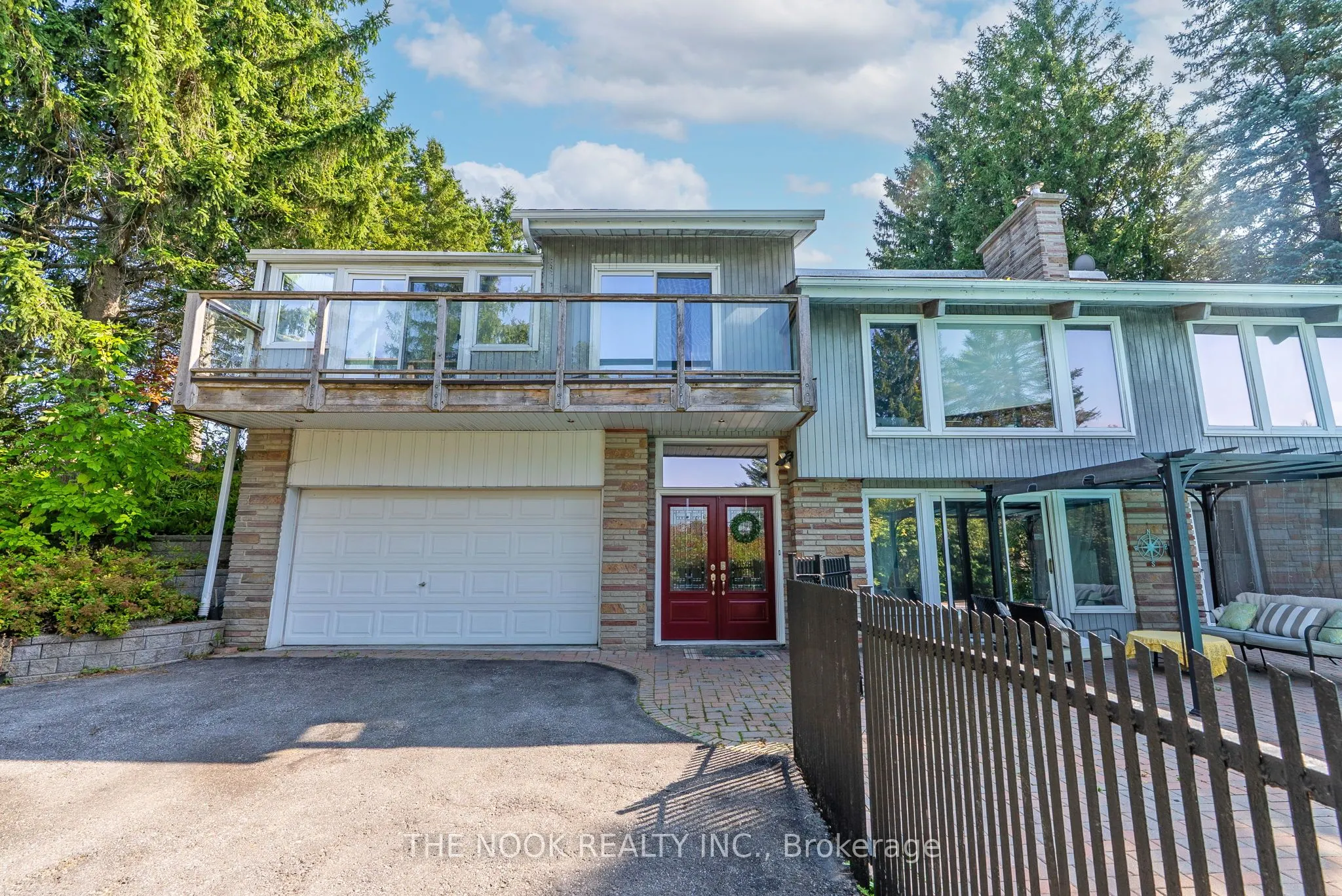 385 Fralicks Beach Road