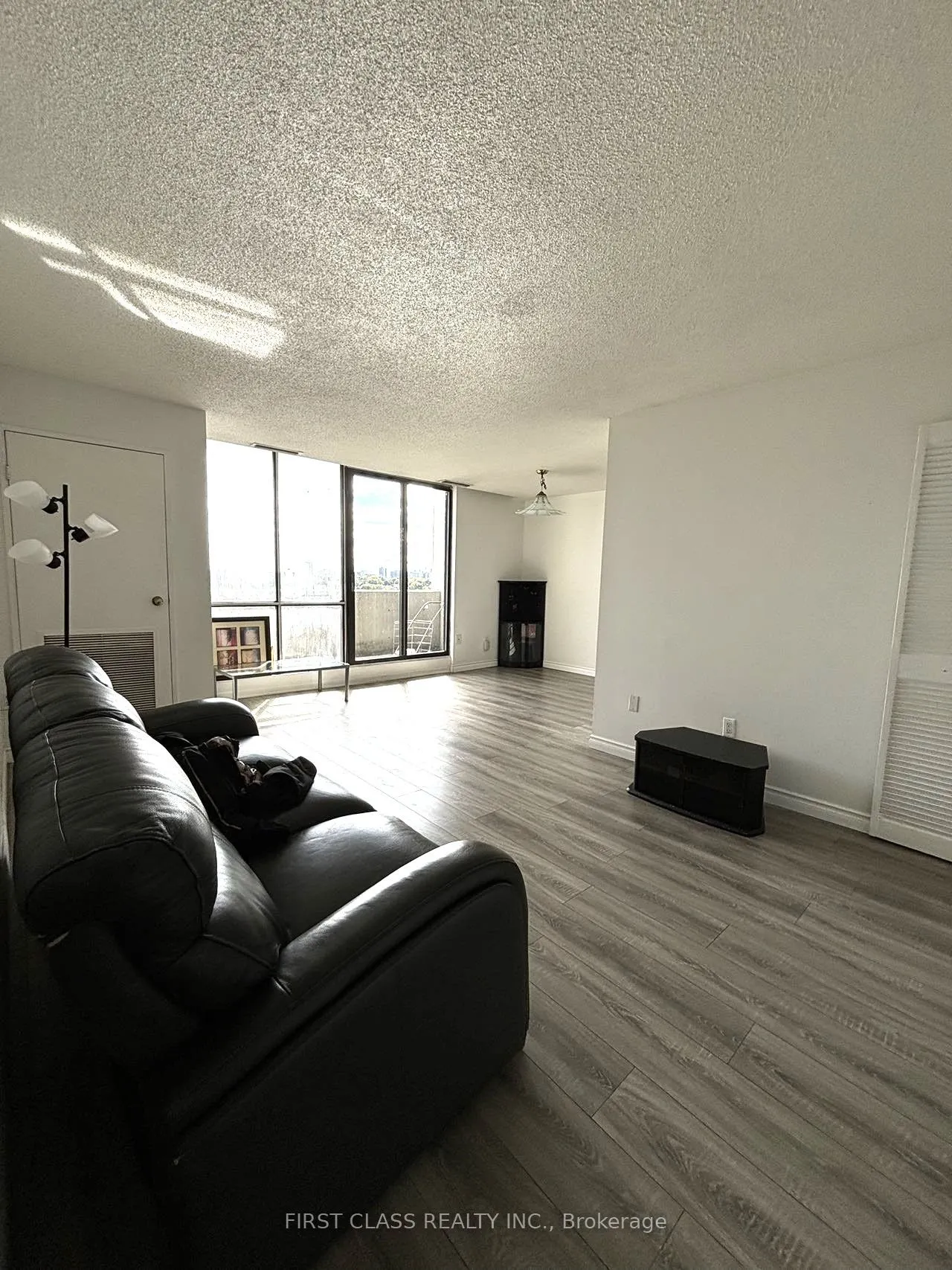 10 Stonehill Court, #1412