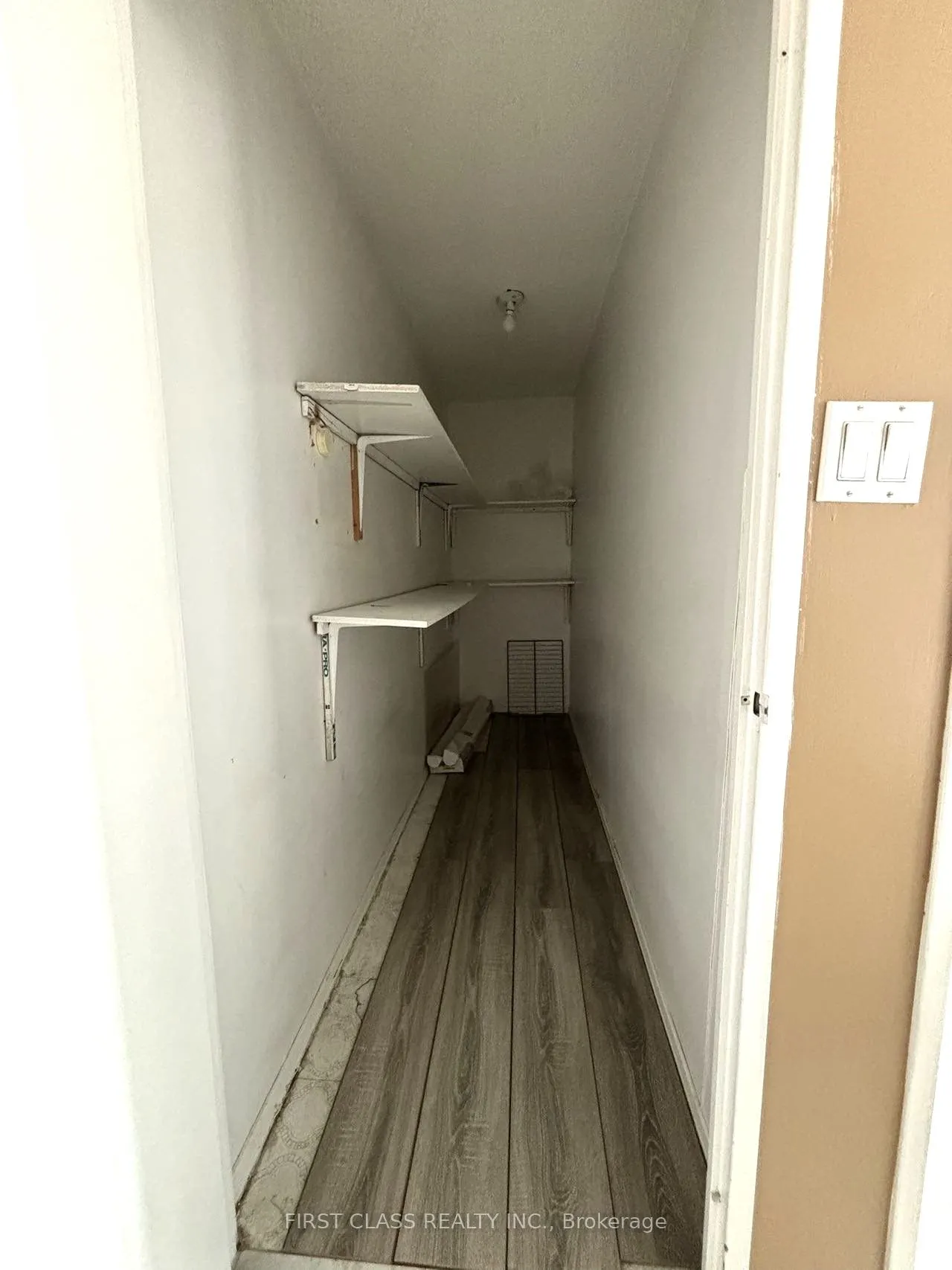 10 Stonehill Court, #1412