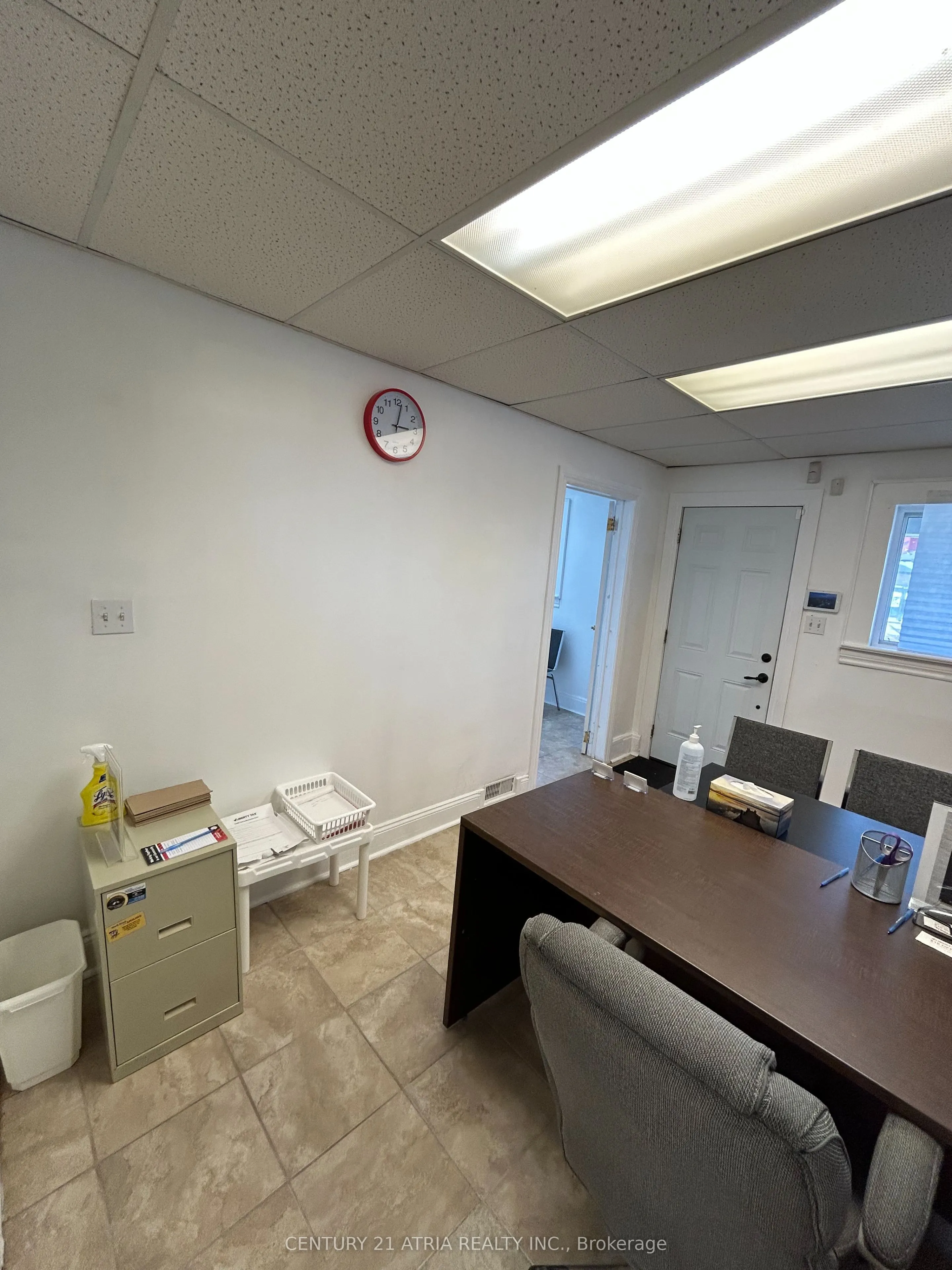 41 Bloor Street E
