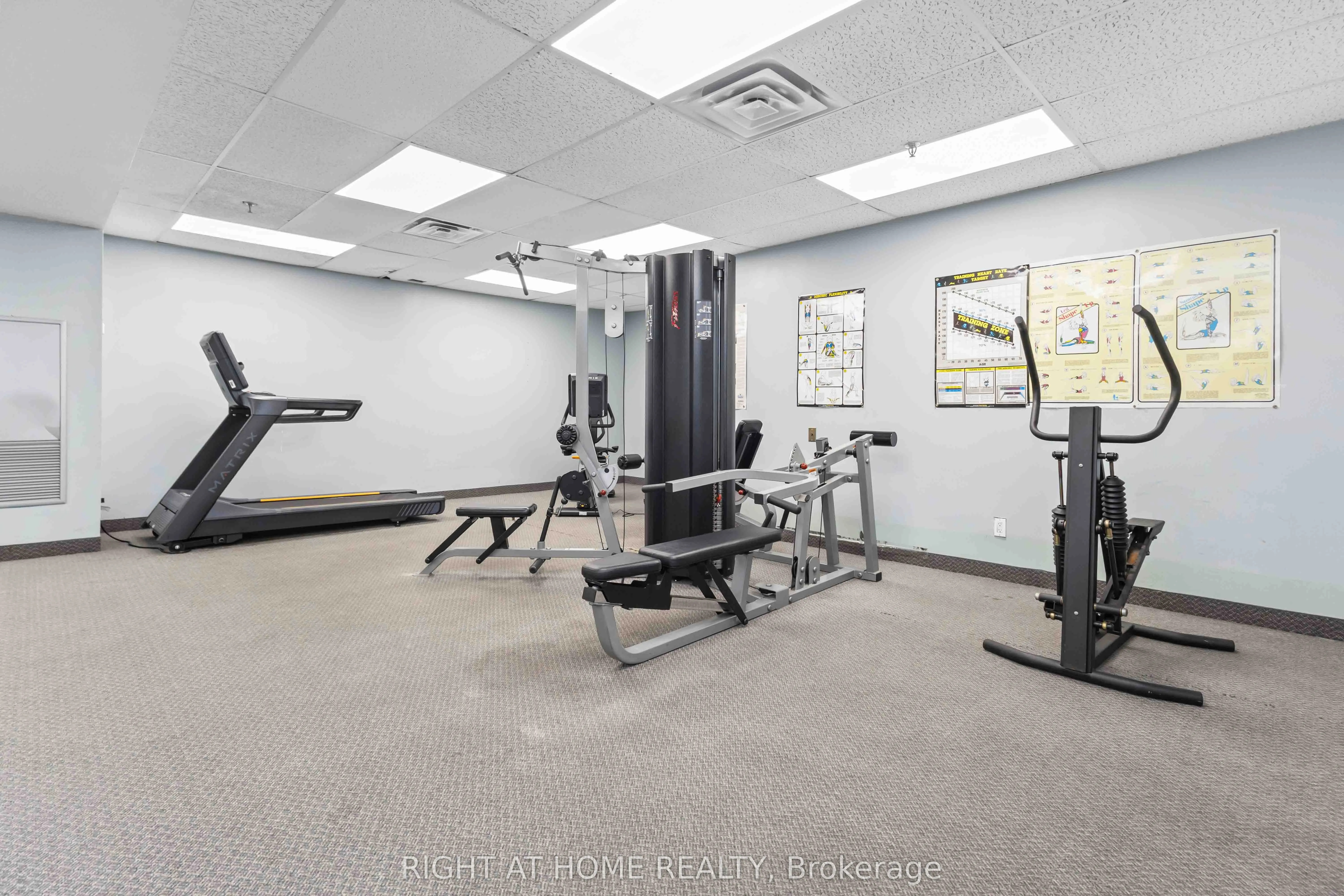 15 Sewells Road S, #401