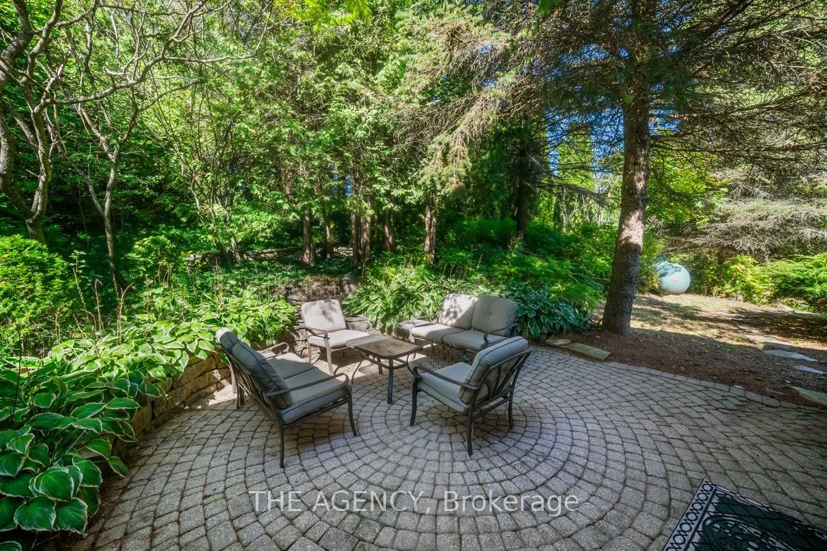 445 Townline Road W