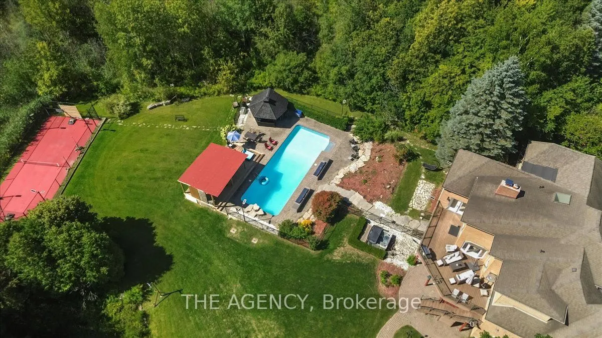 445 Townline Road W