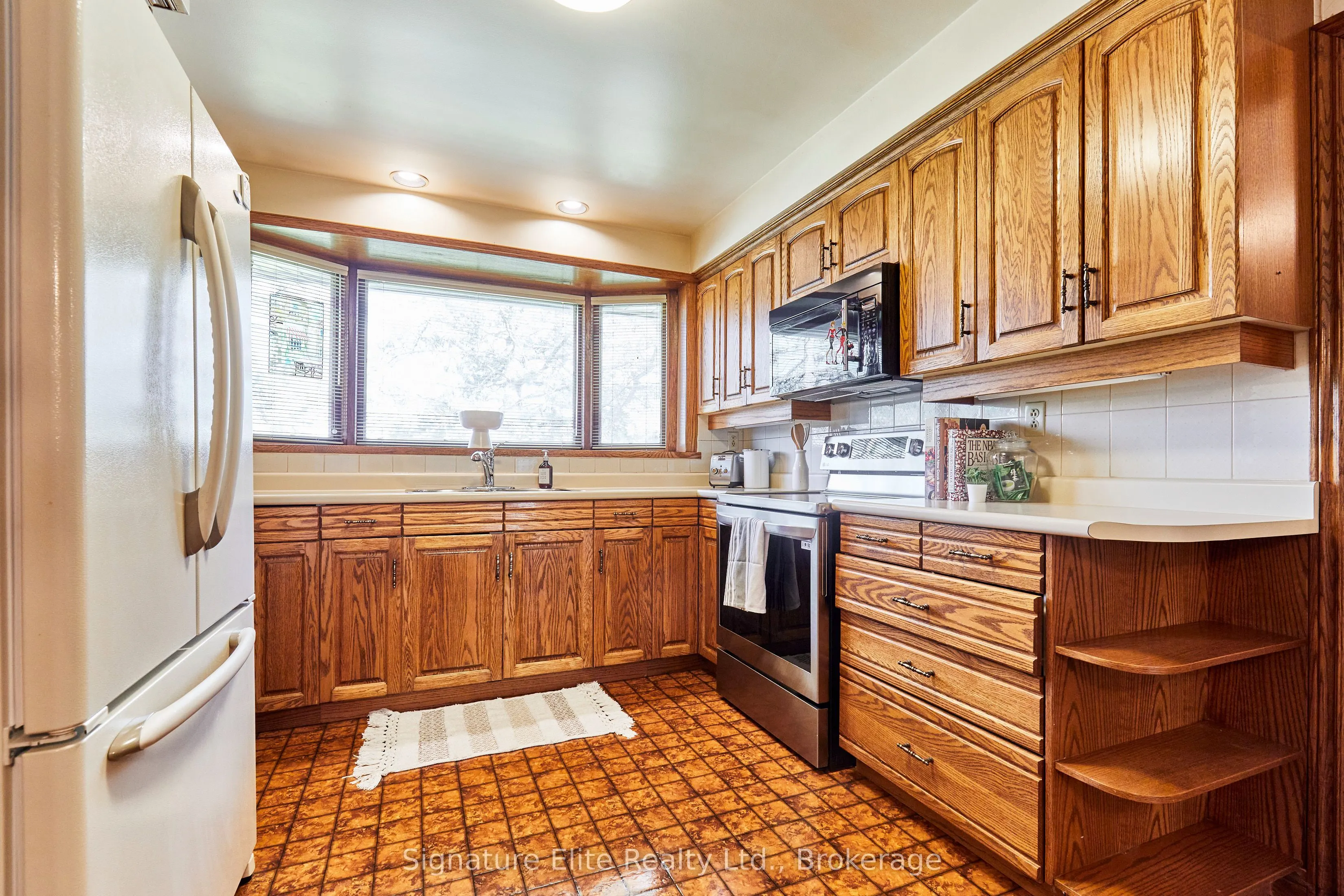 262 Bellamy Road N