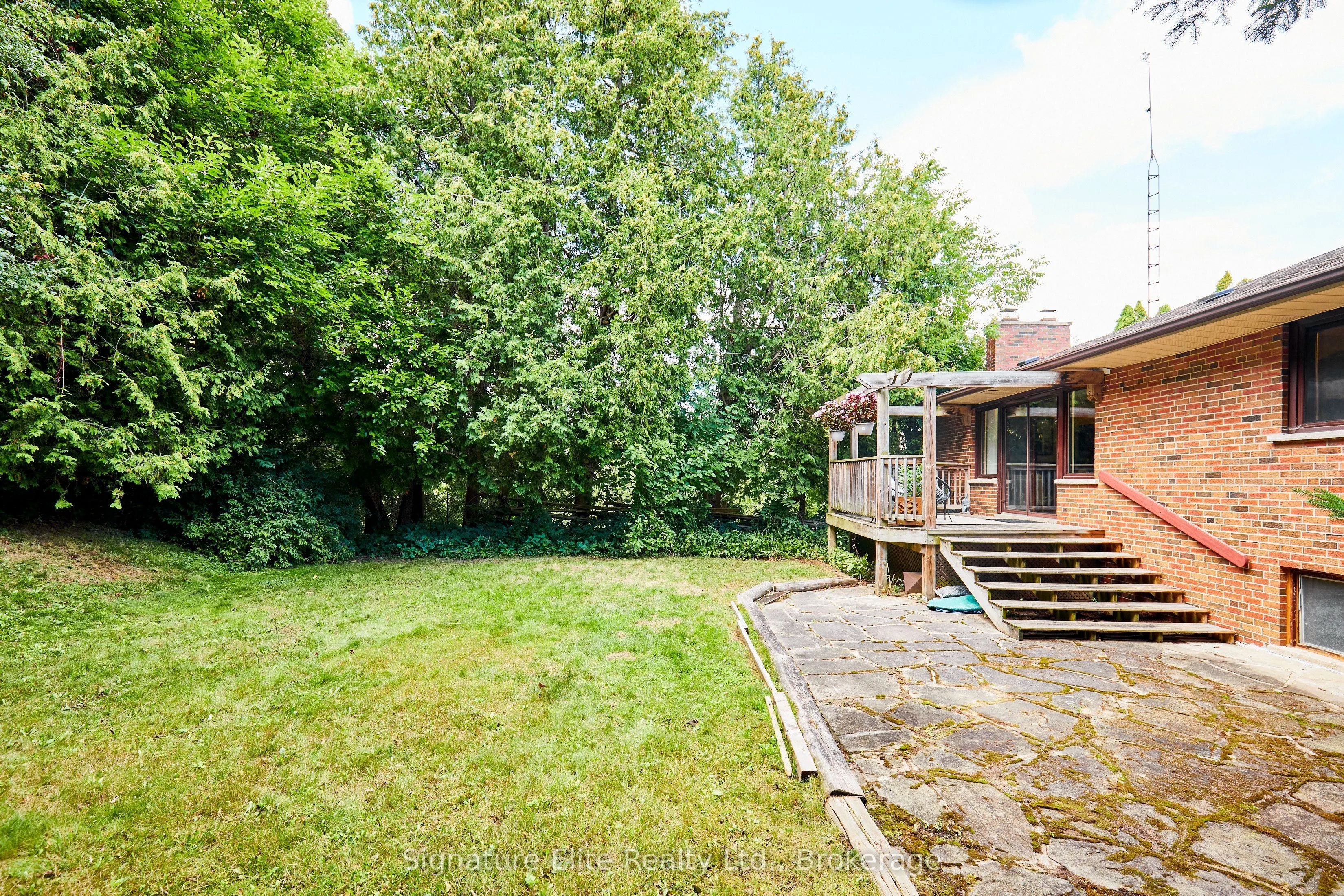 262 Bellamy Road N