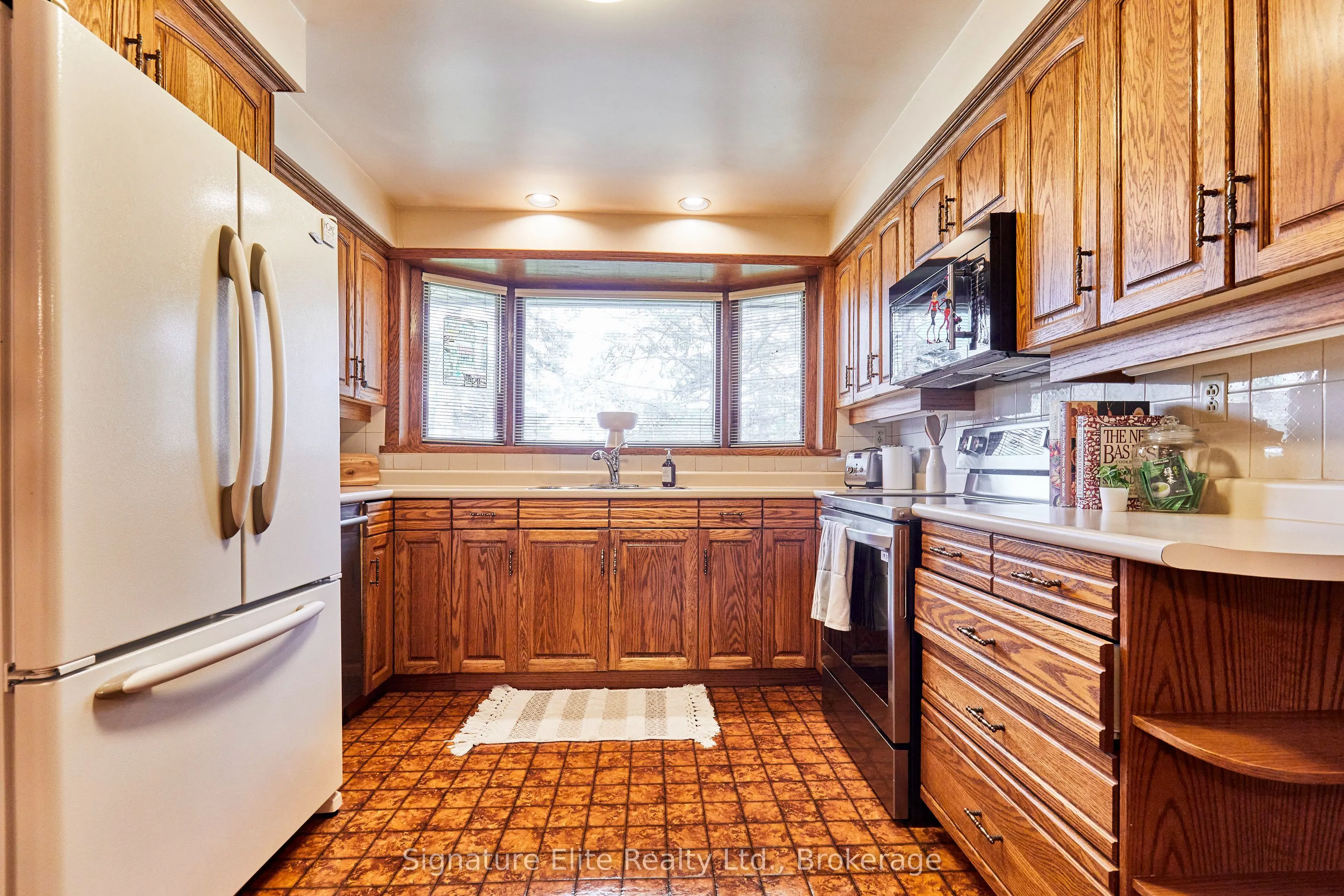 262 Bellamy Road N