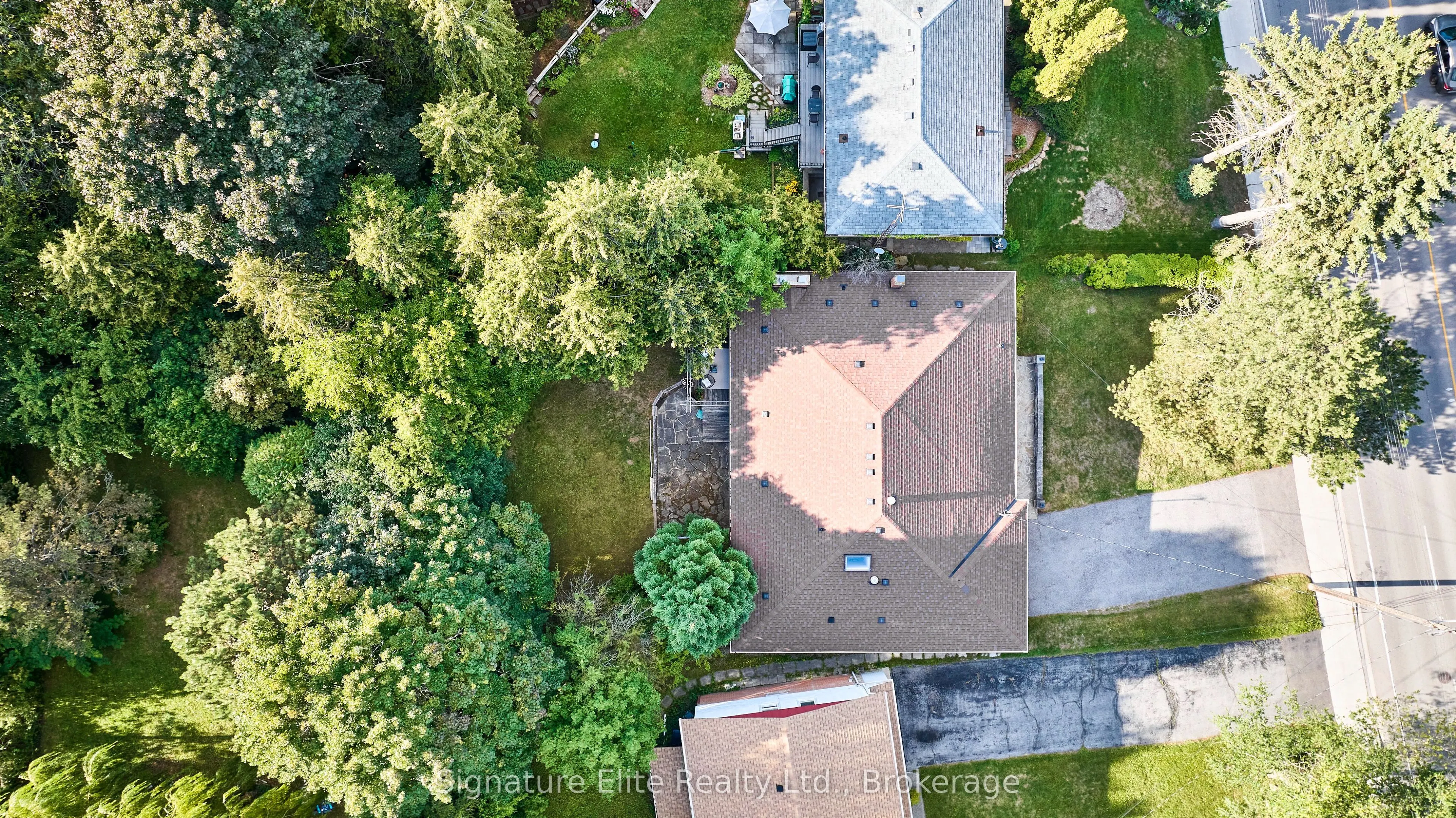 262 Bellamy Road N