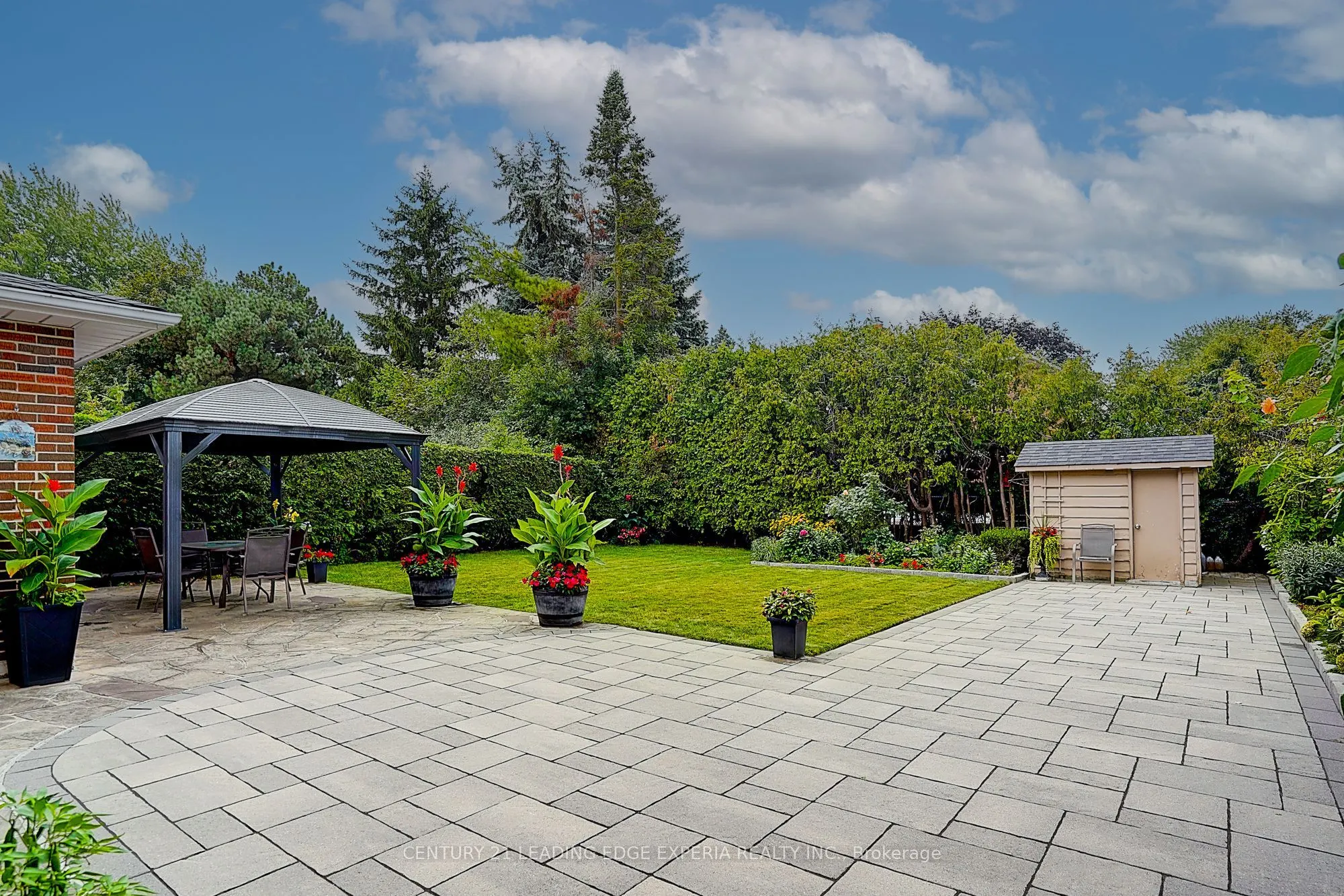 108 Collingsbrook Boulevard