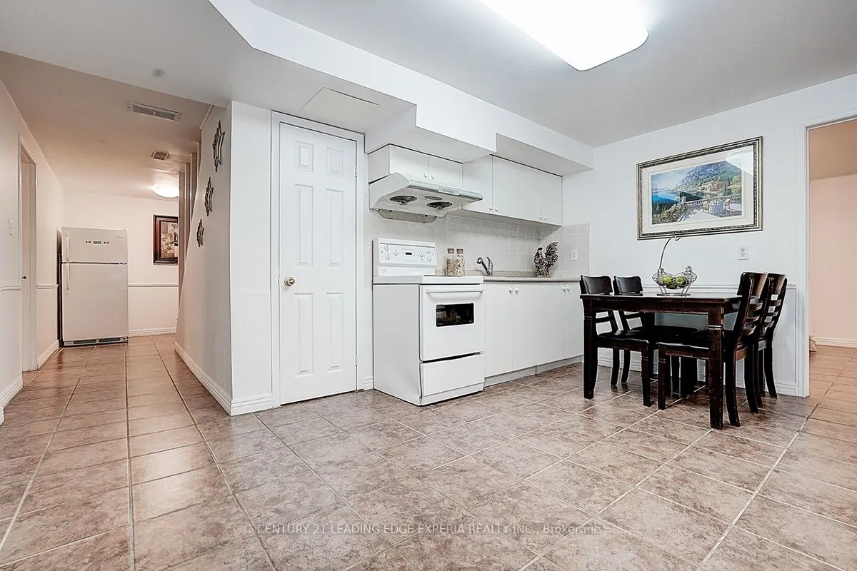 108 Collingsbrook Boulevard