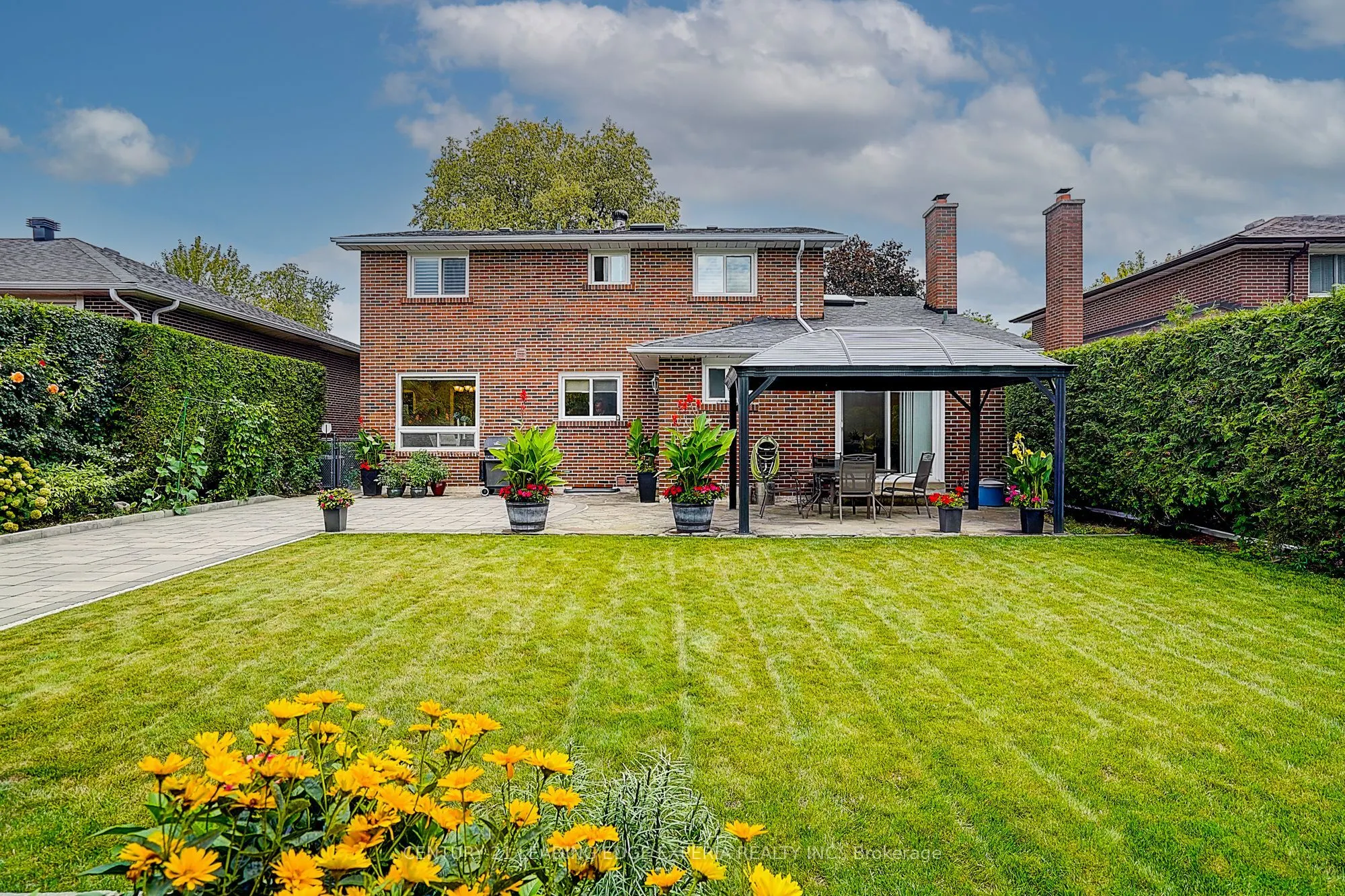 108 Collingsbrook Boulevard