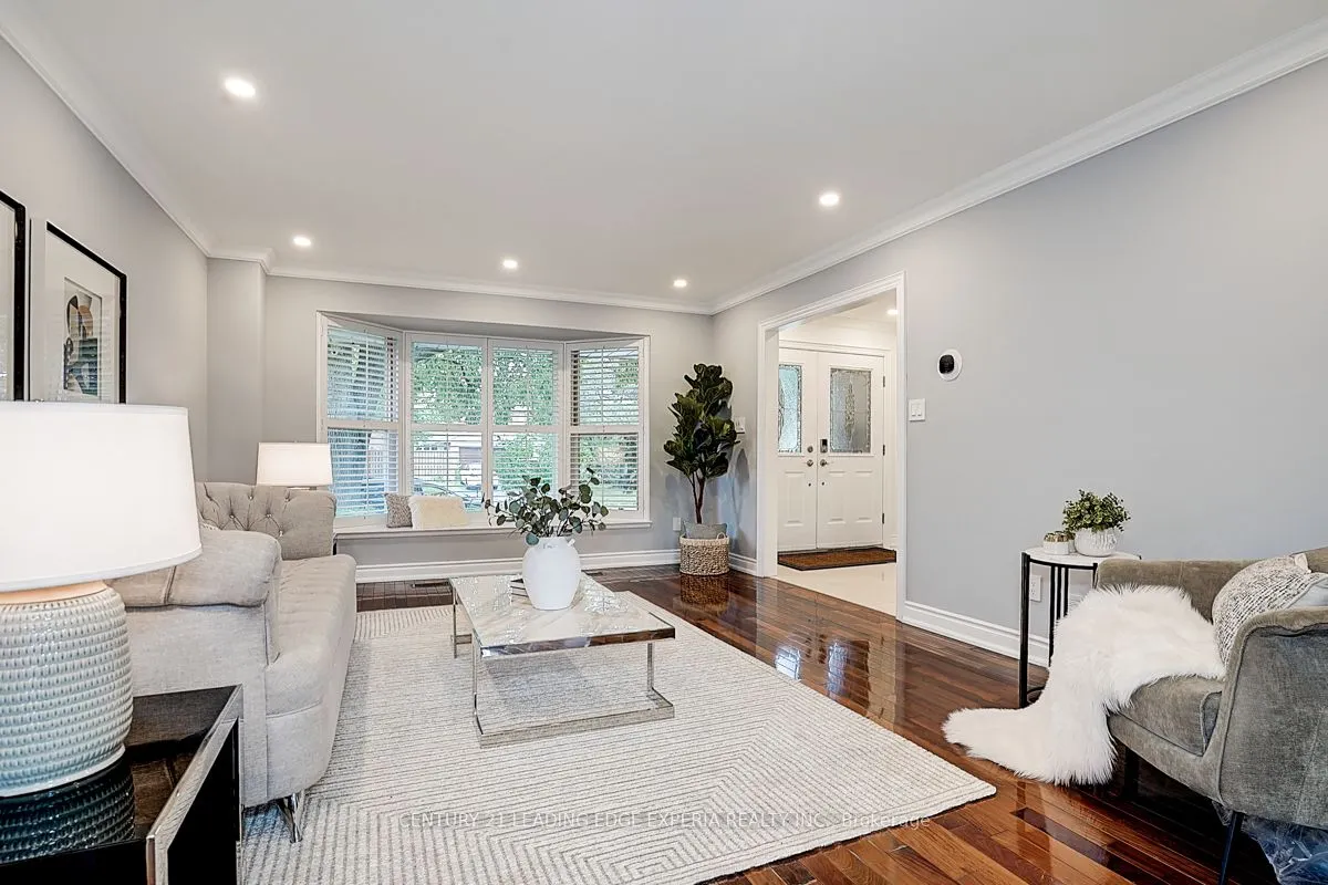 108 Collingsbrook Boulevard