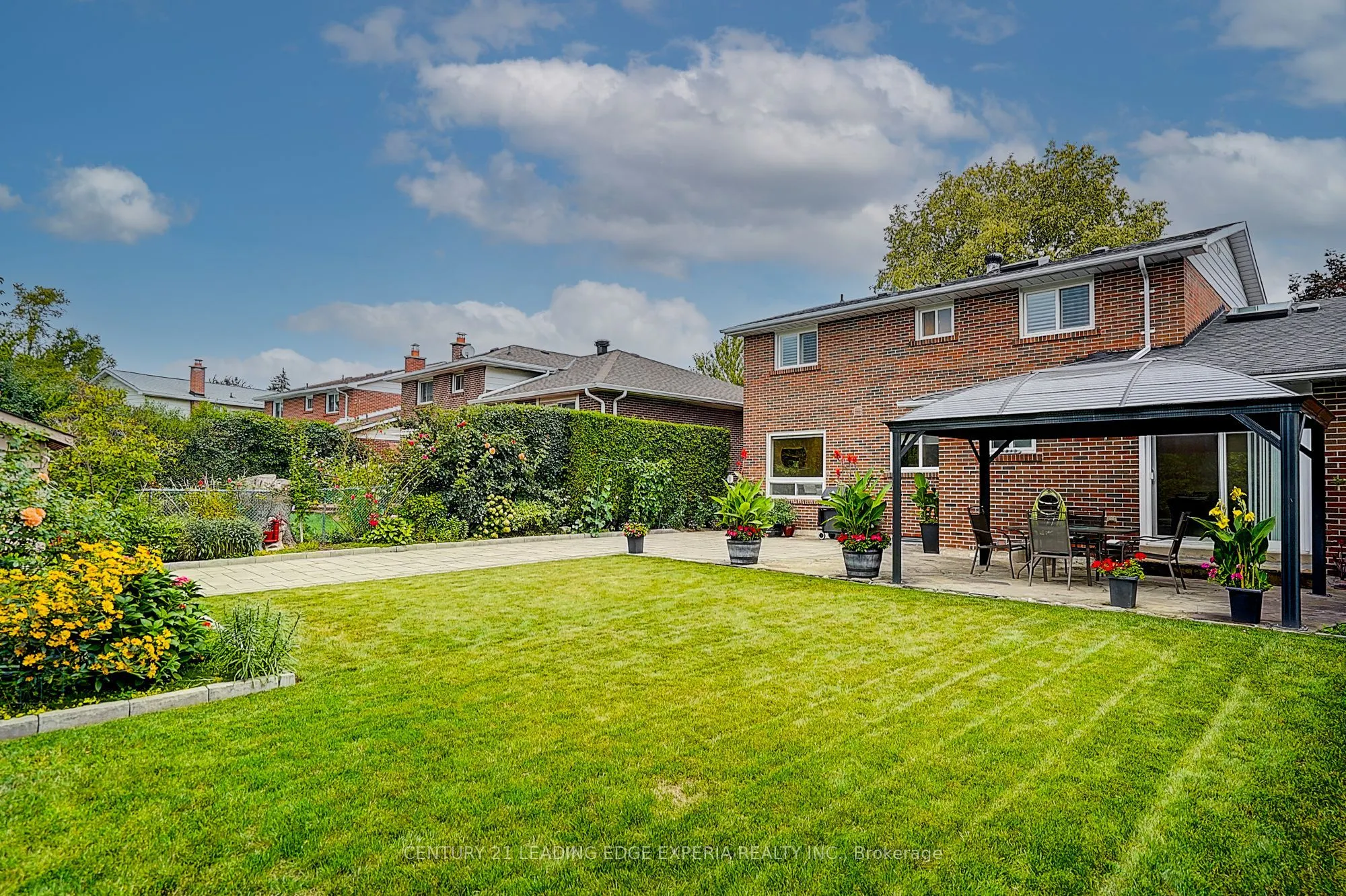 108 Collingsbrook Boulevard