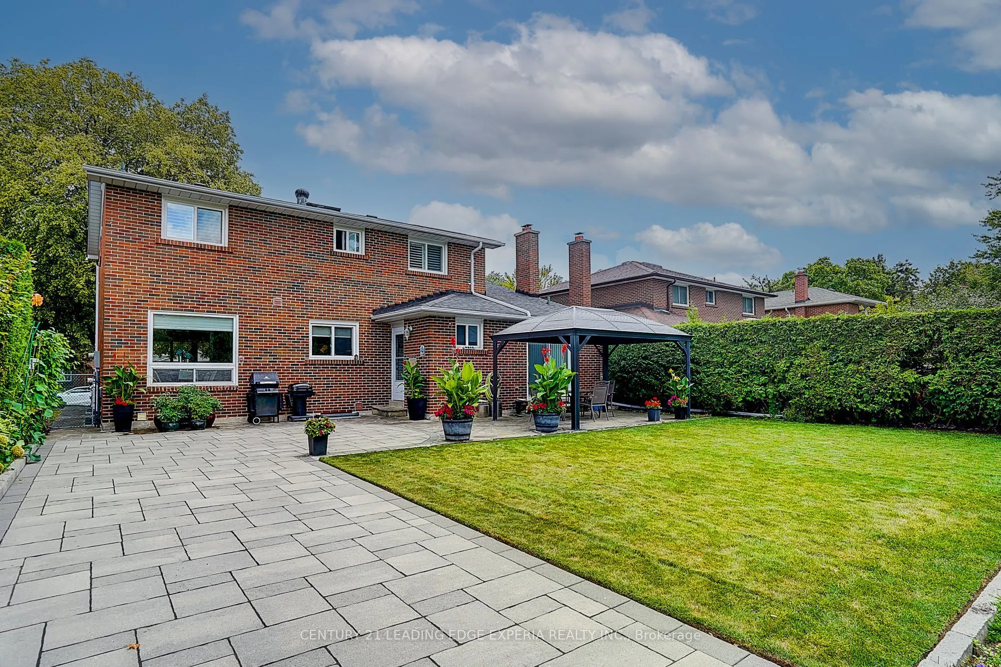 108 Collingsbrook Boulevard