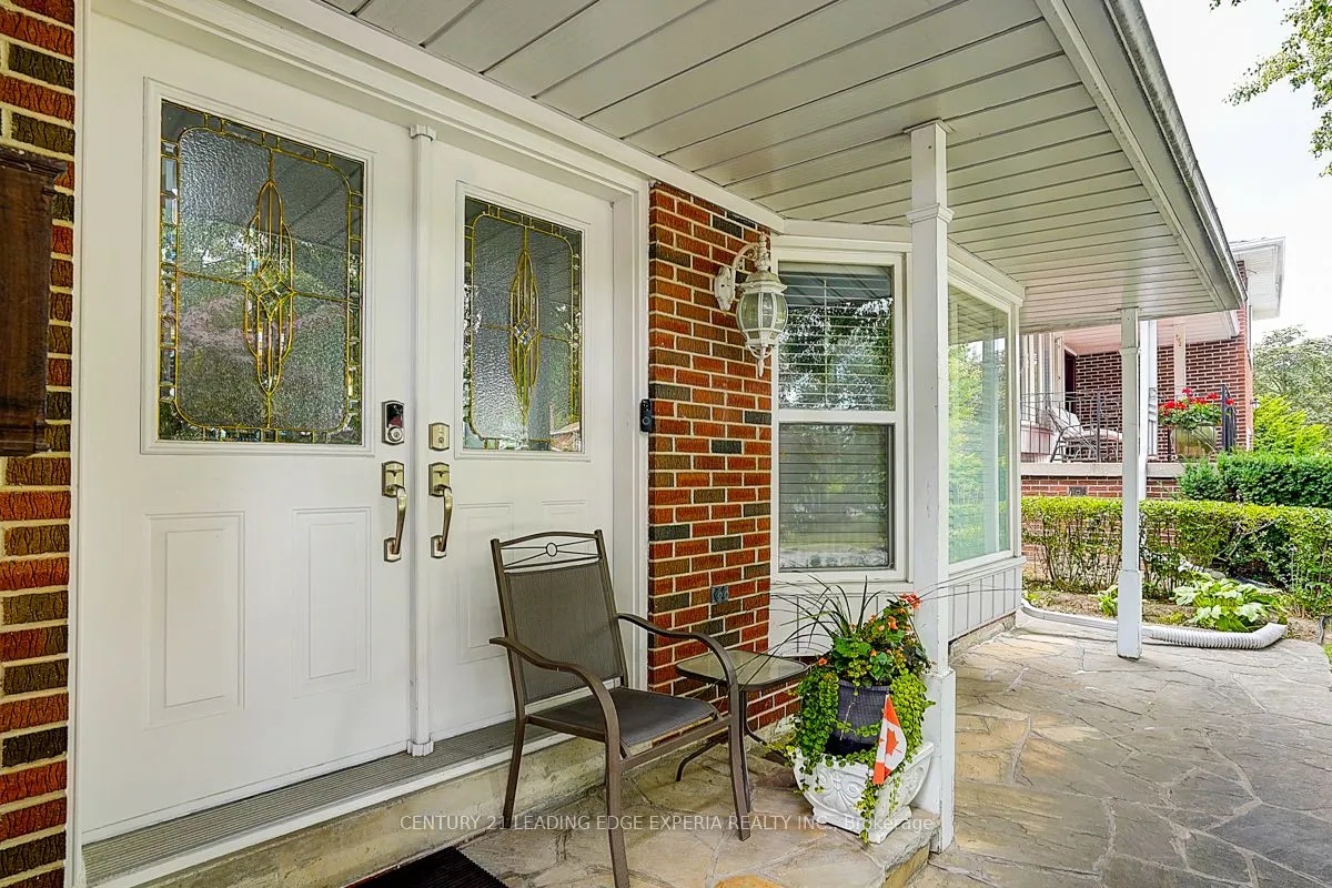 108 Collingsbrook Boulevard