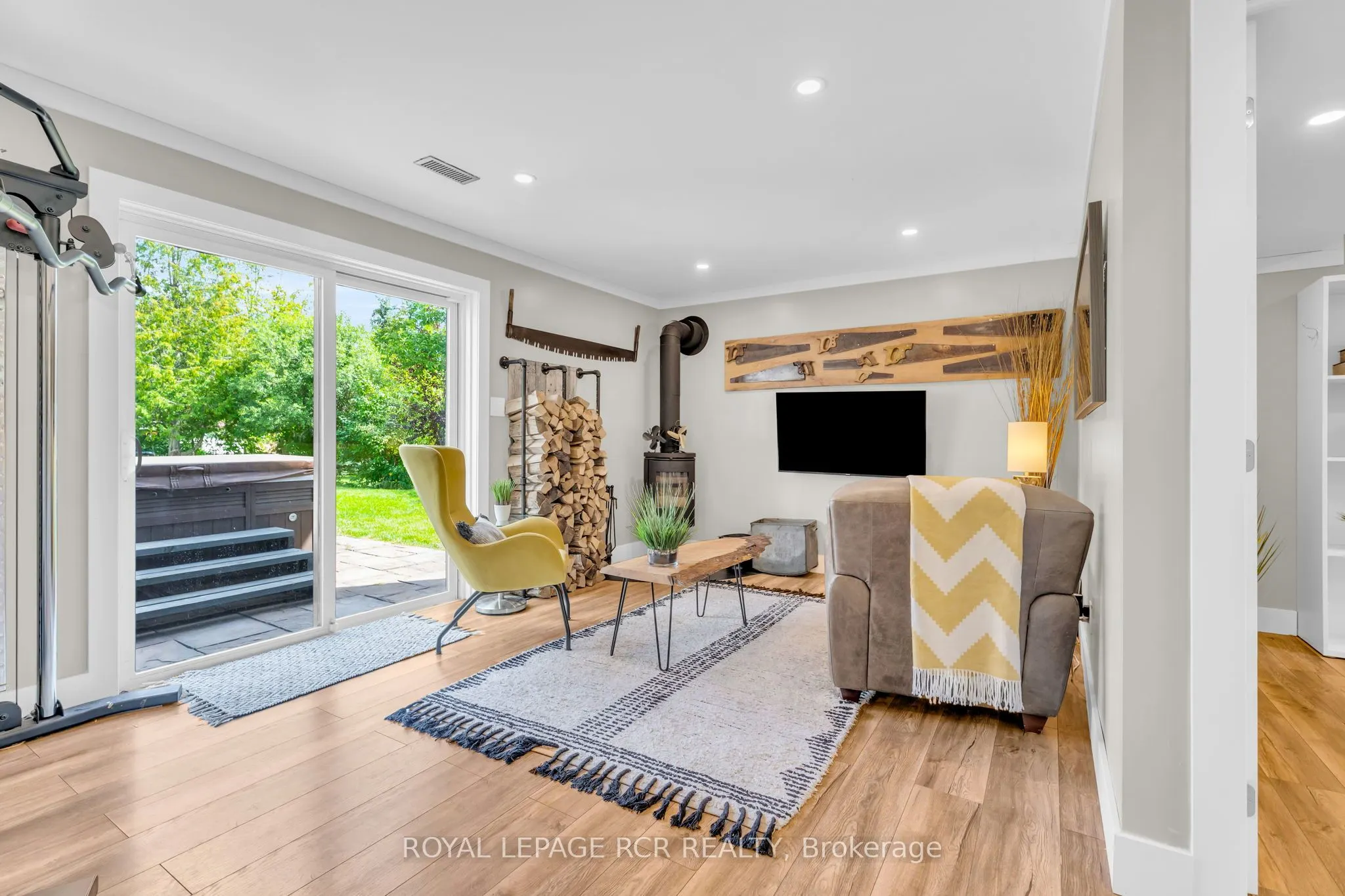 9 Ianson Drive