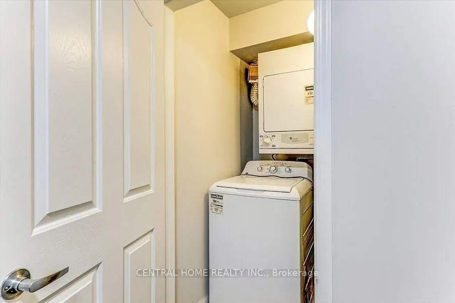 5225 Finch Avenue, #329